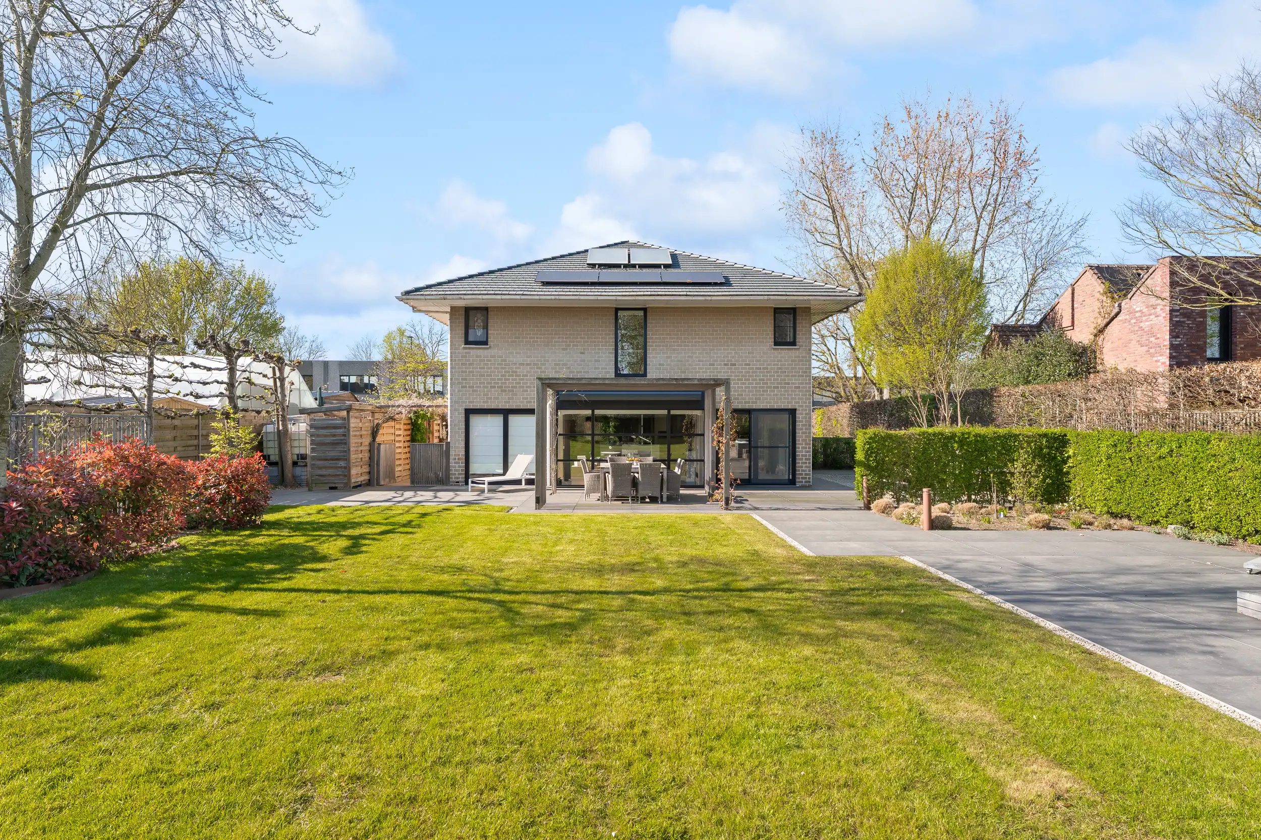 Villa te koop met vier slaapkamers nabij centrum Waregem foto 21