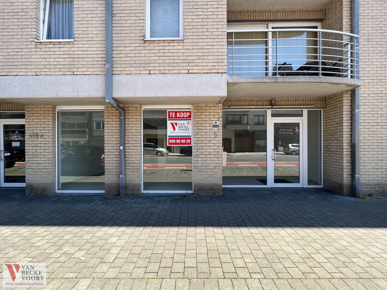 Commercieel te koop Torhoutsesteenweg 458B - 8400 Oostende