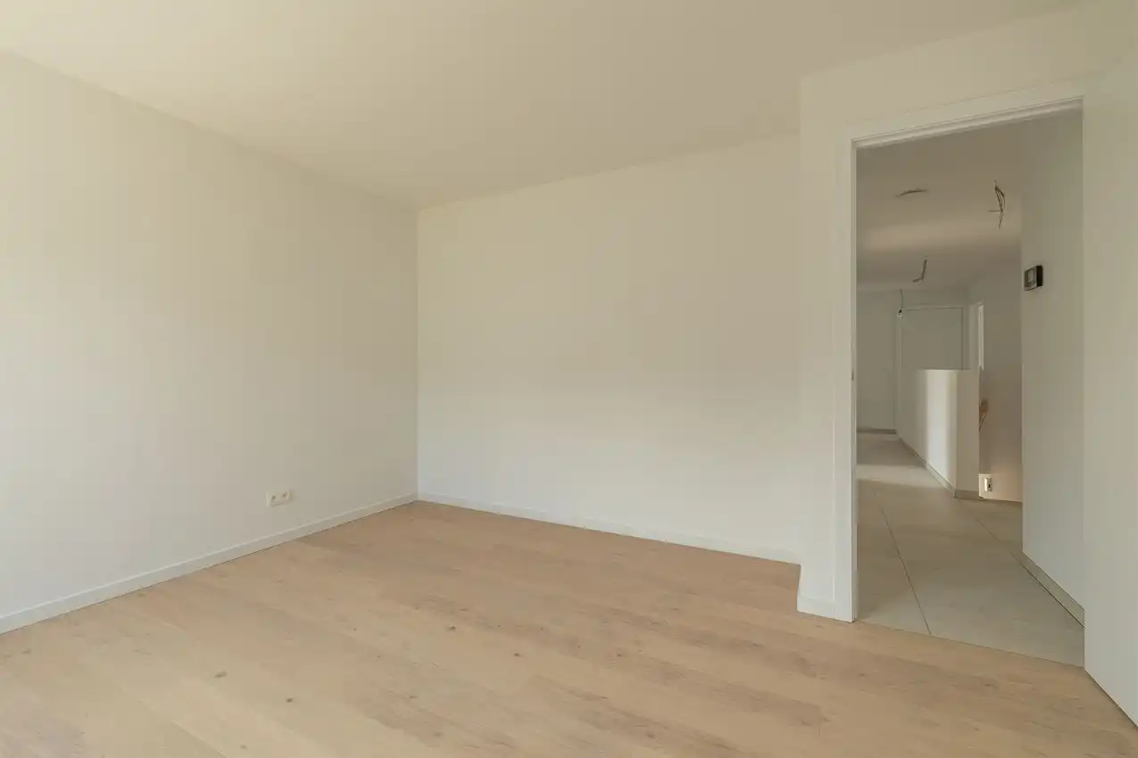 Instapklare nieuwbouwwoning met 4 slaapkamers, 2 badkamers en E-peil 9 foto 41