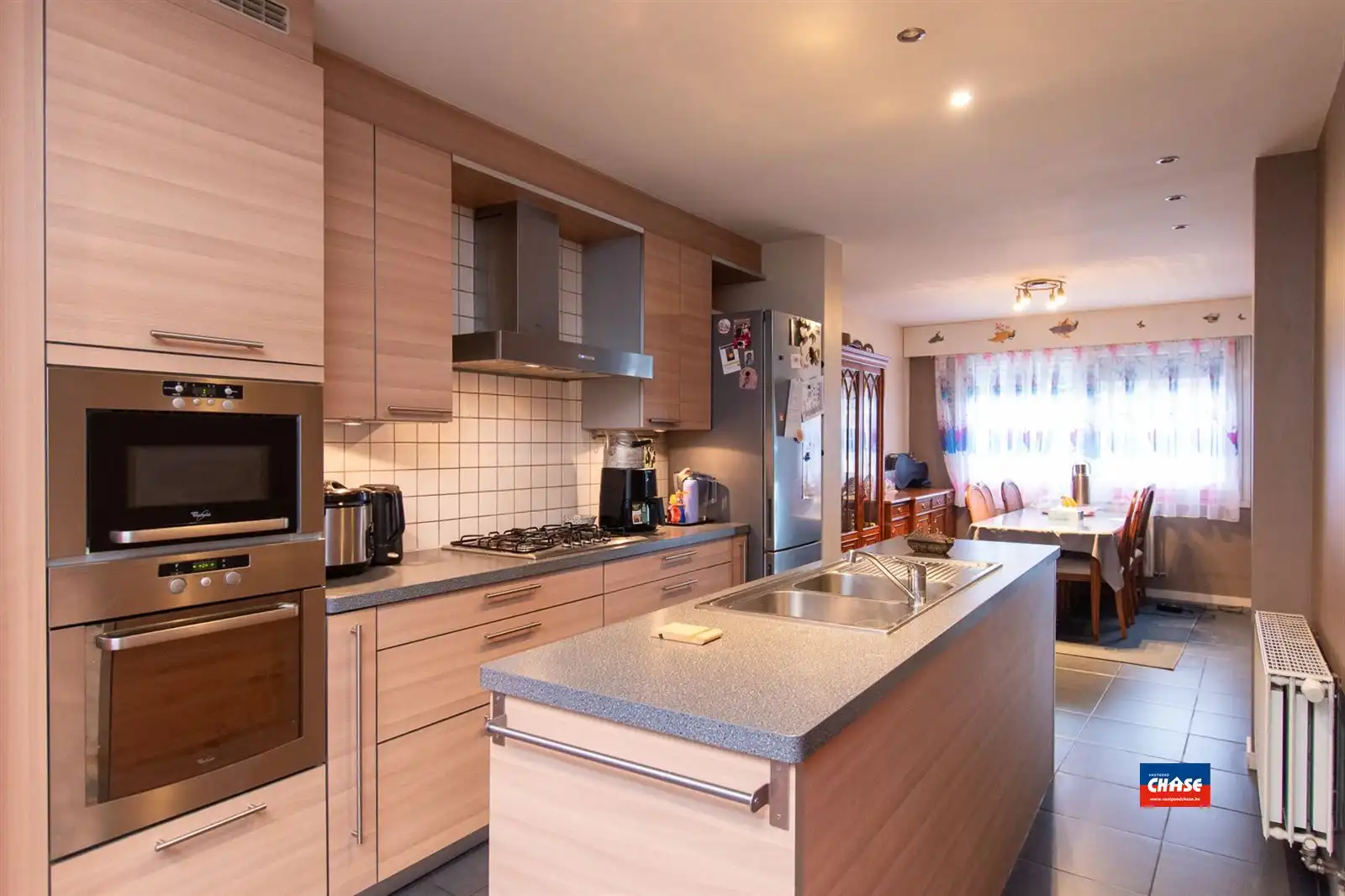 Instapklare woning met 2 tot 3 slaapkamers en mooie tuin foto 8