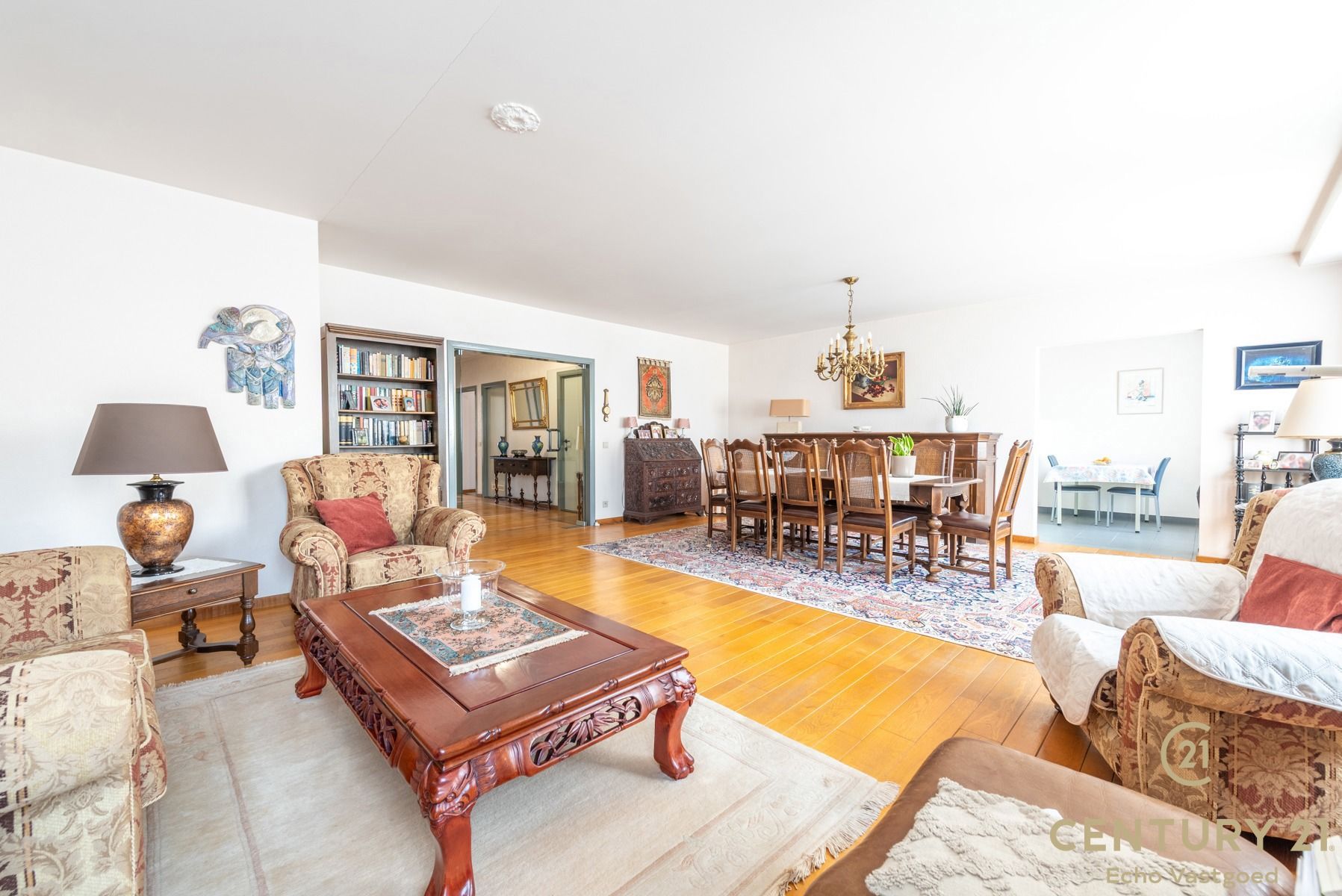 Ruim en energiezuinig appartement (161 m²) met garagebox foto 5