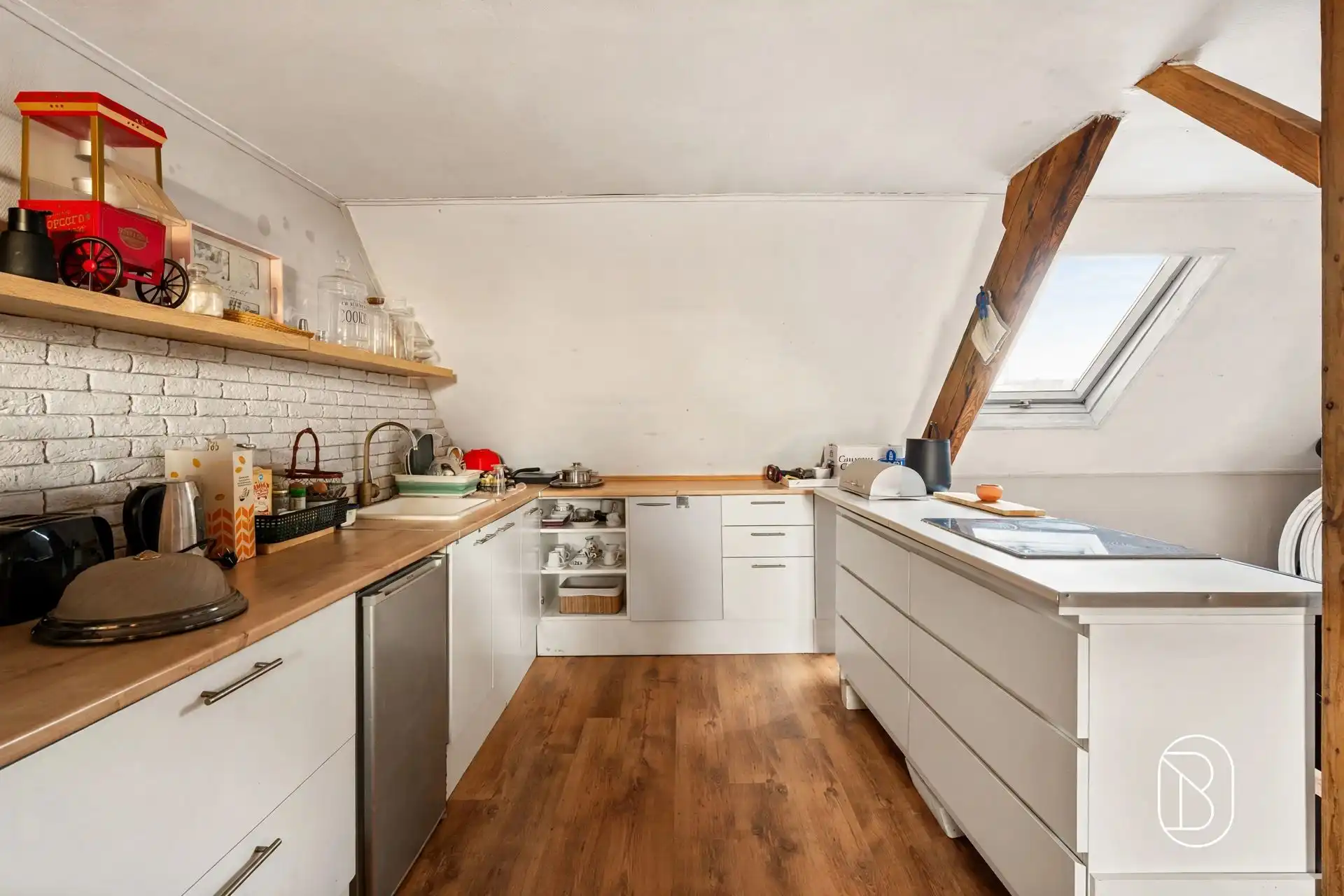 Grote karakterwoning met 5 slaapkamers en dakappartement. foto 26