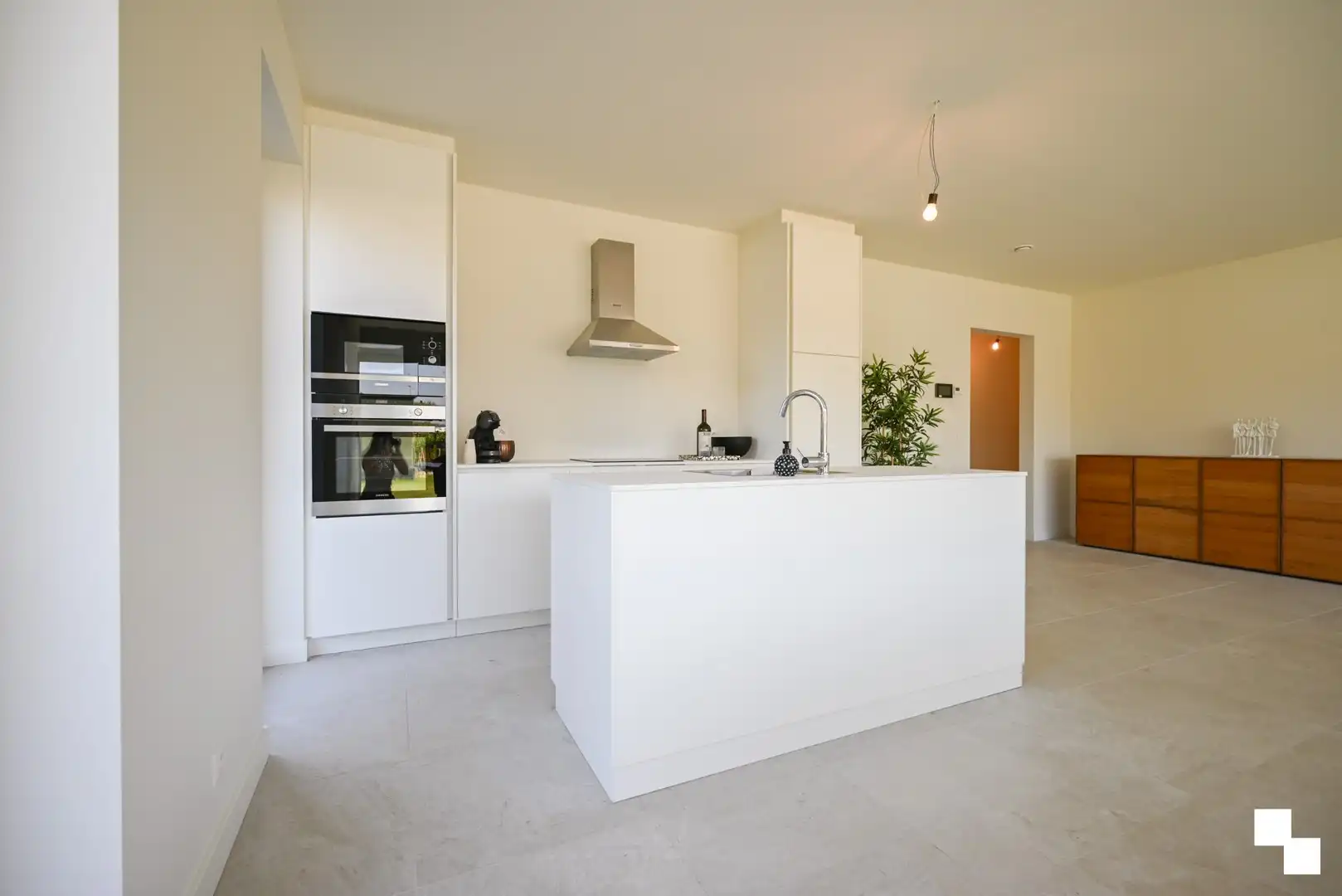 Gelijkvloers appartement met zonnige tuin te Ingelmunster foto 5