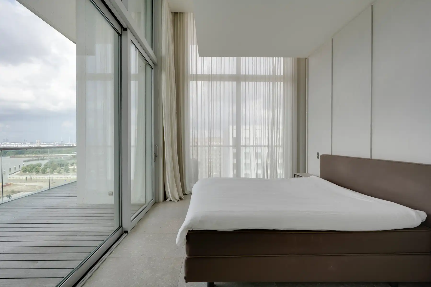 Panoramische penthouse met tijdloze elegantie foto 6