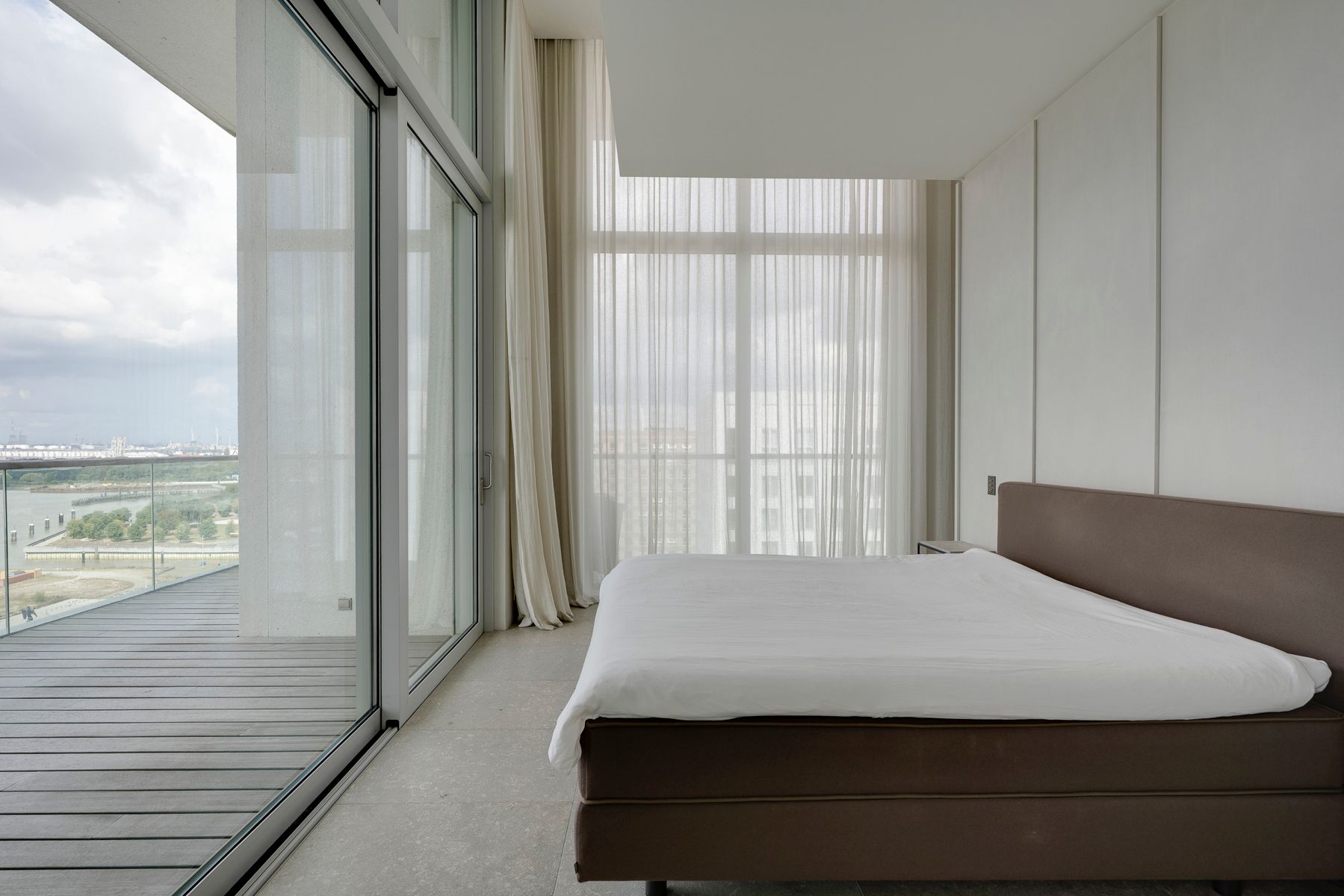 Panoramische penthouse met tijdloze elegantie foto 6