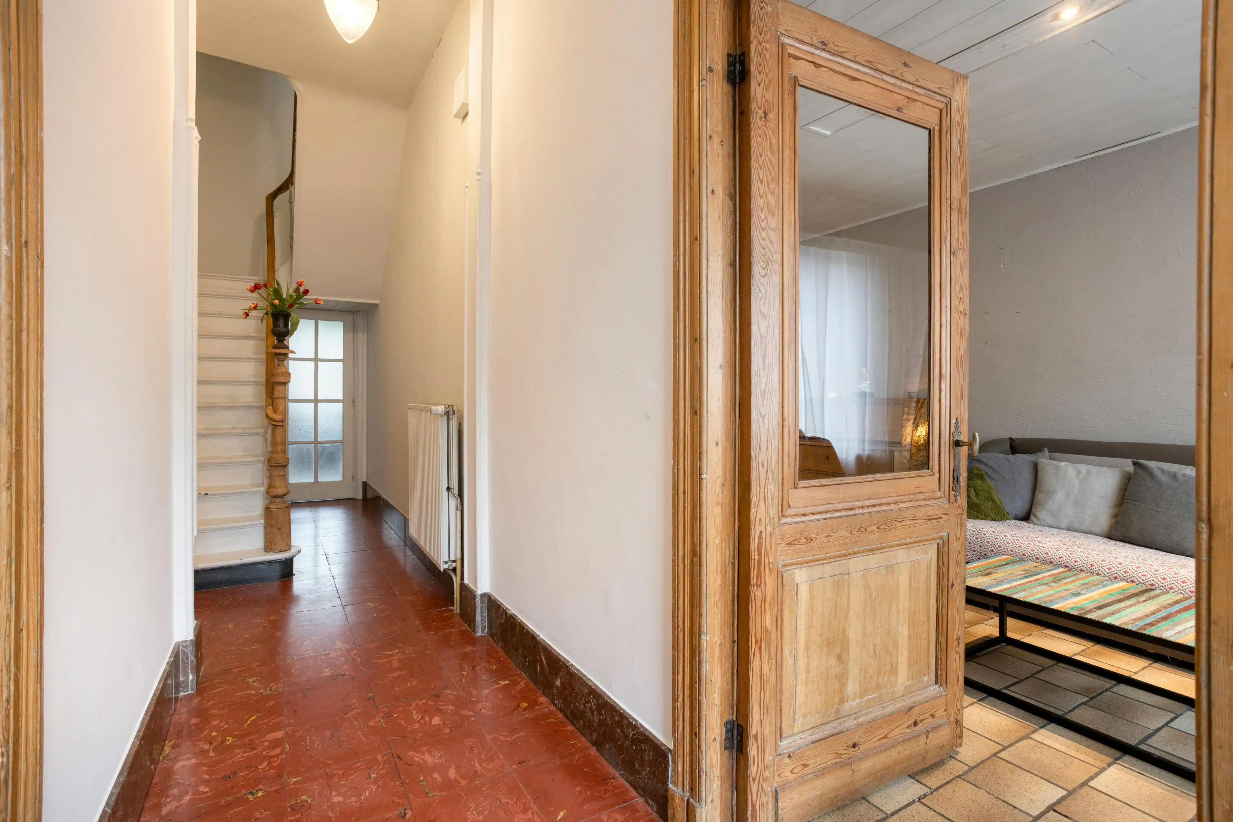 Karaktervolle woning met 6 slaapkamers te koop in Kontich foto 8