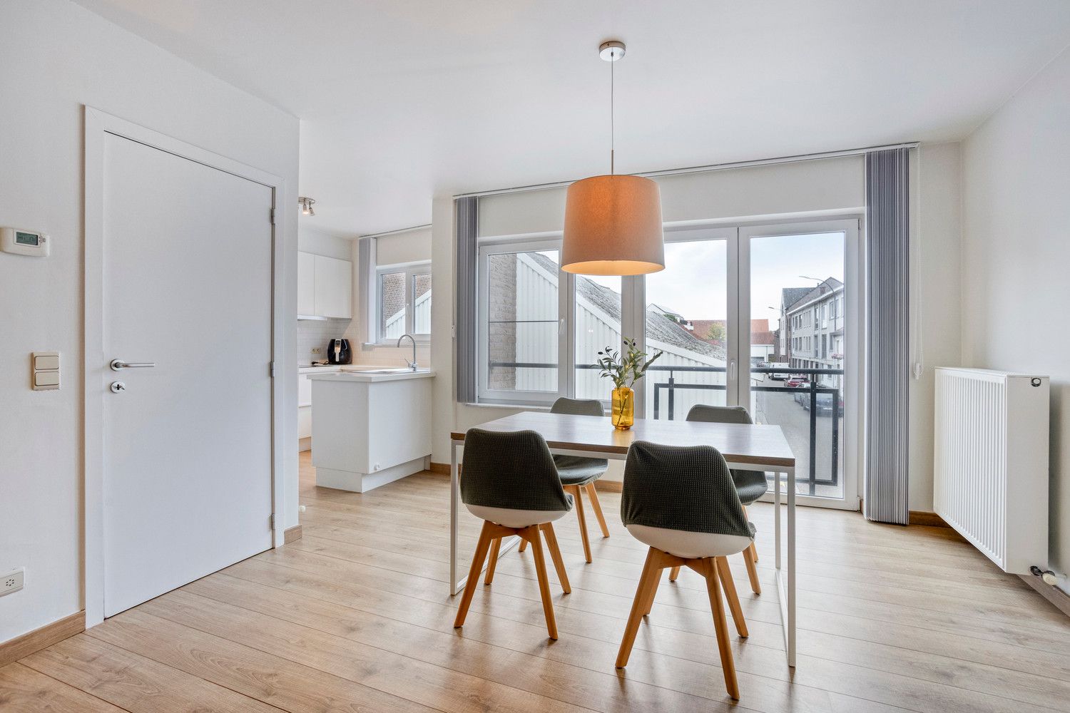 RECENT APPARTEMENT IN HET CENTRUM VAN HALEN! foto {{pictureIndex}}