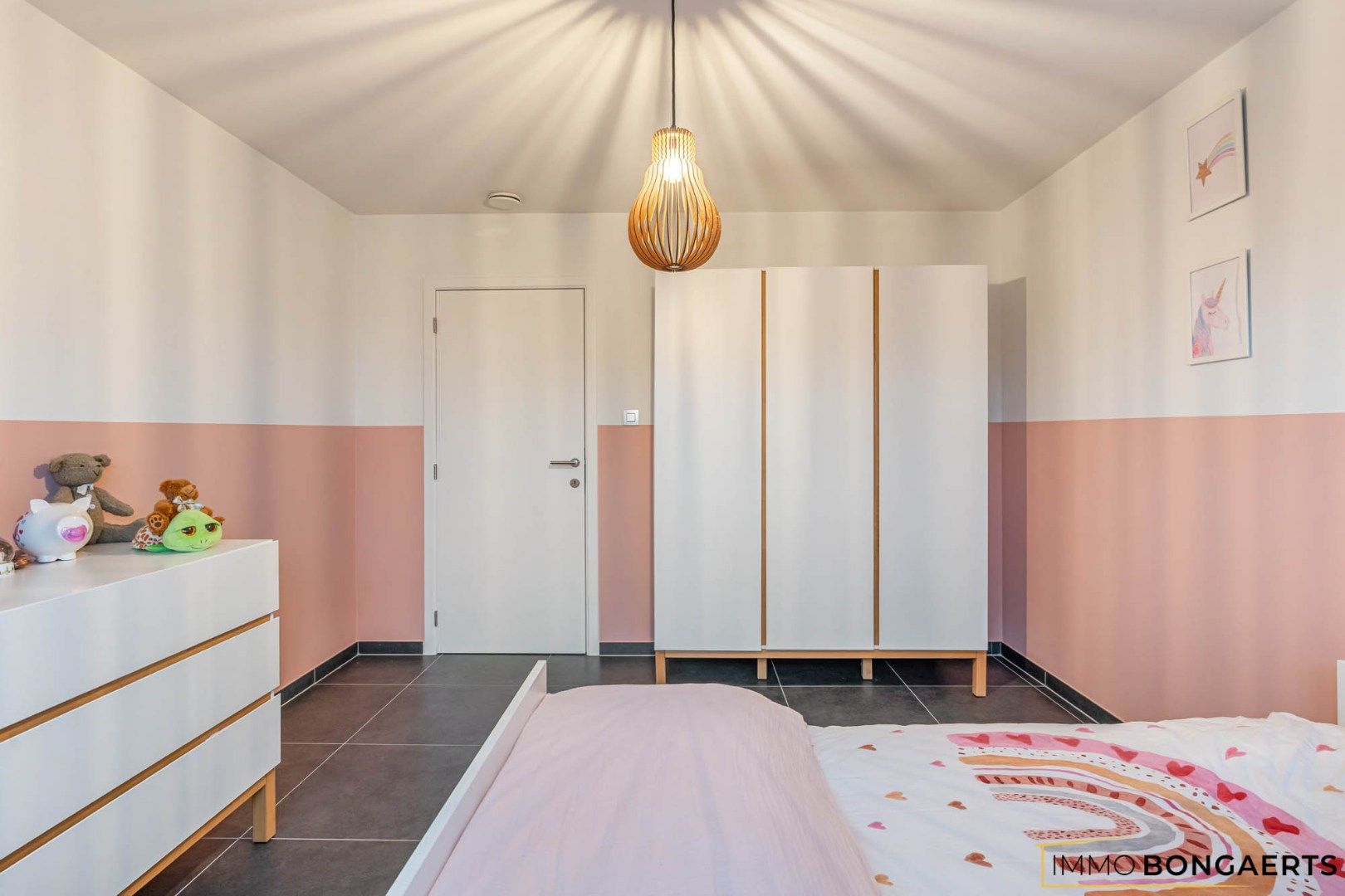 Ruime woning met 3 slaapkamers  foto 23