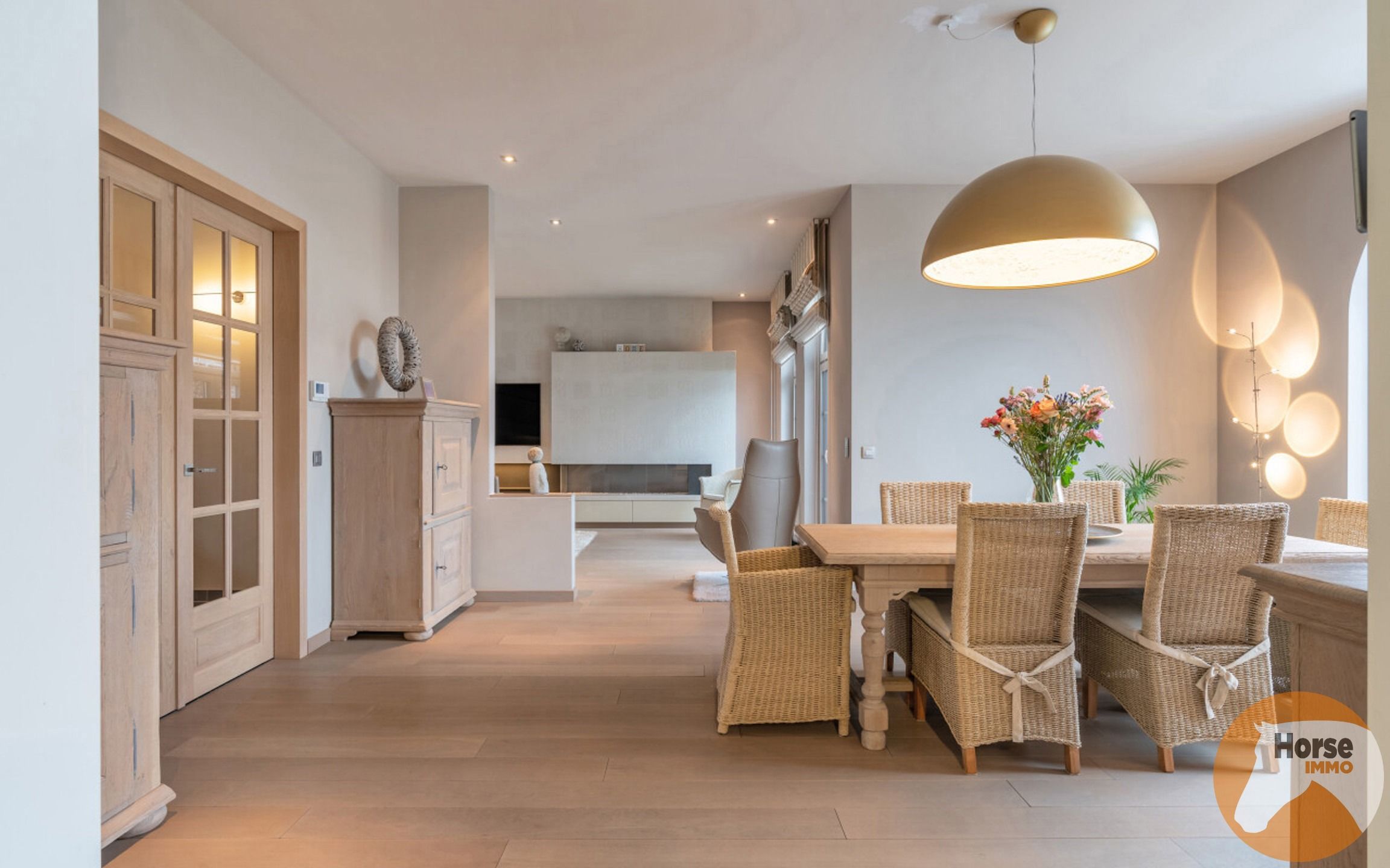 SINT-TRUIDEN Luxueuze villa met alle comfort op +/- 31a foto 7