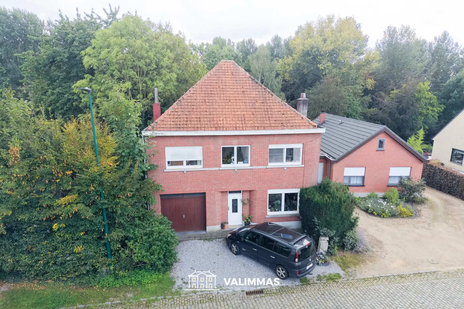 Hoofdfoto van de publicatie: Magnifiek gelegen karaktervolle woning met garage en tuin...