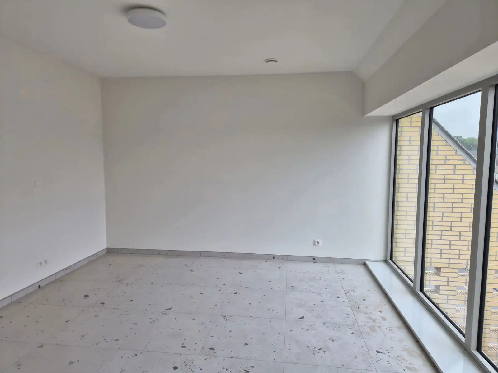 Triplex nieuwbouwappartement met 2 slaapkamers - 2 terrassen foto 7