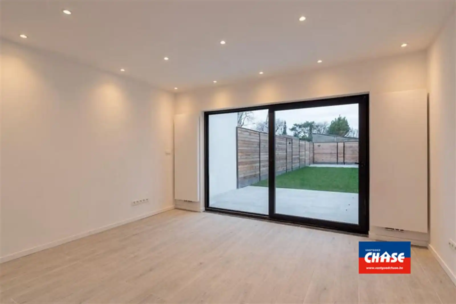 Volledig gerenoveerde woning!  foto 6