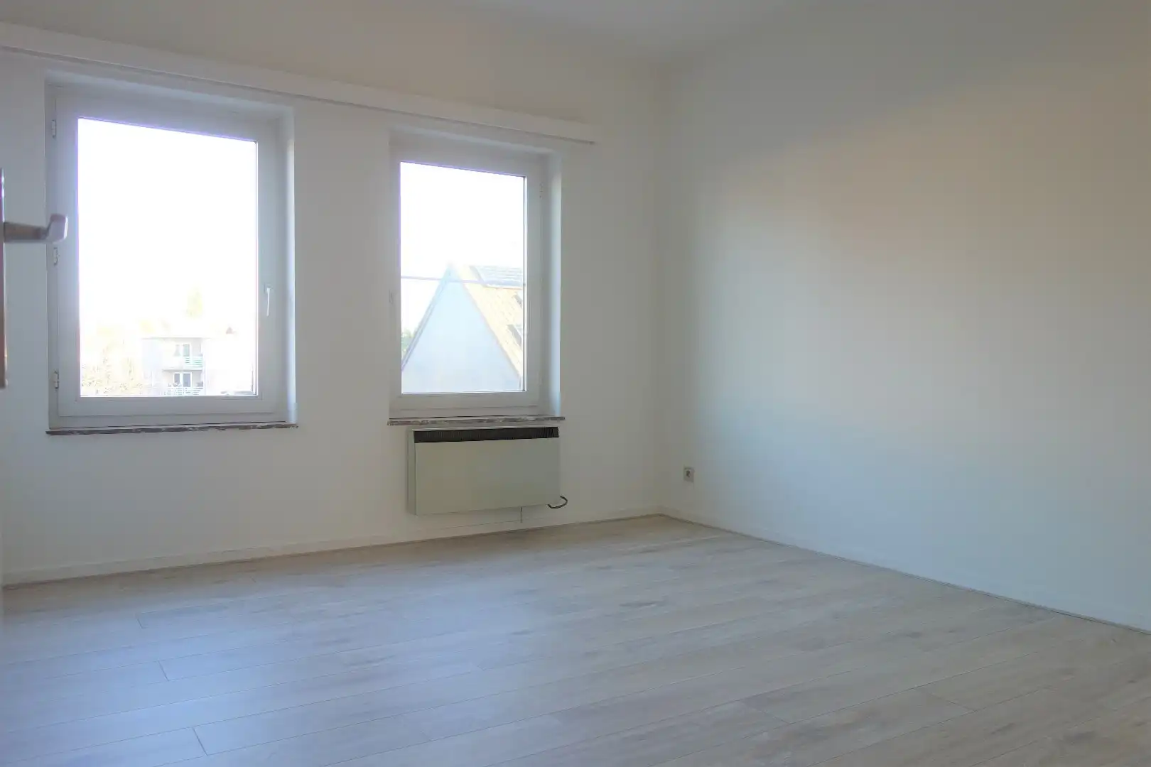 Instapklaar 2-slpk appartement nabij centrum Brasschaat foto 7