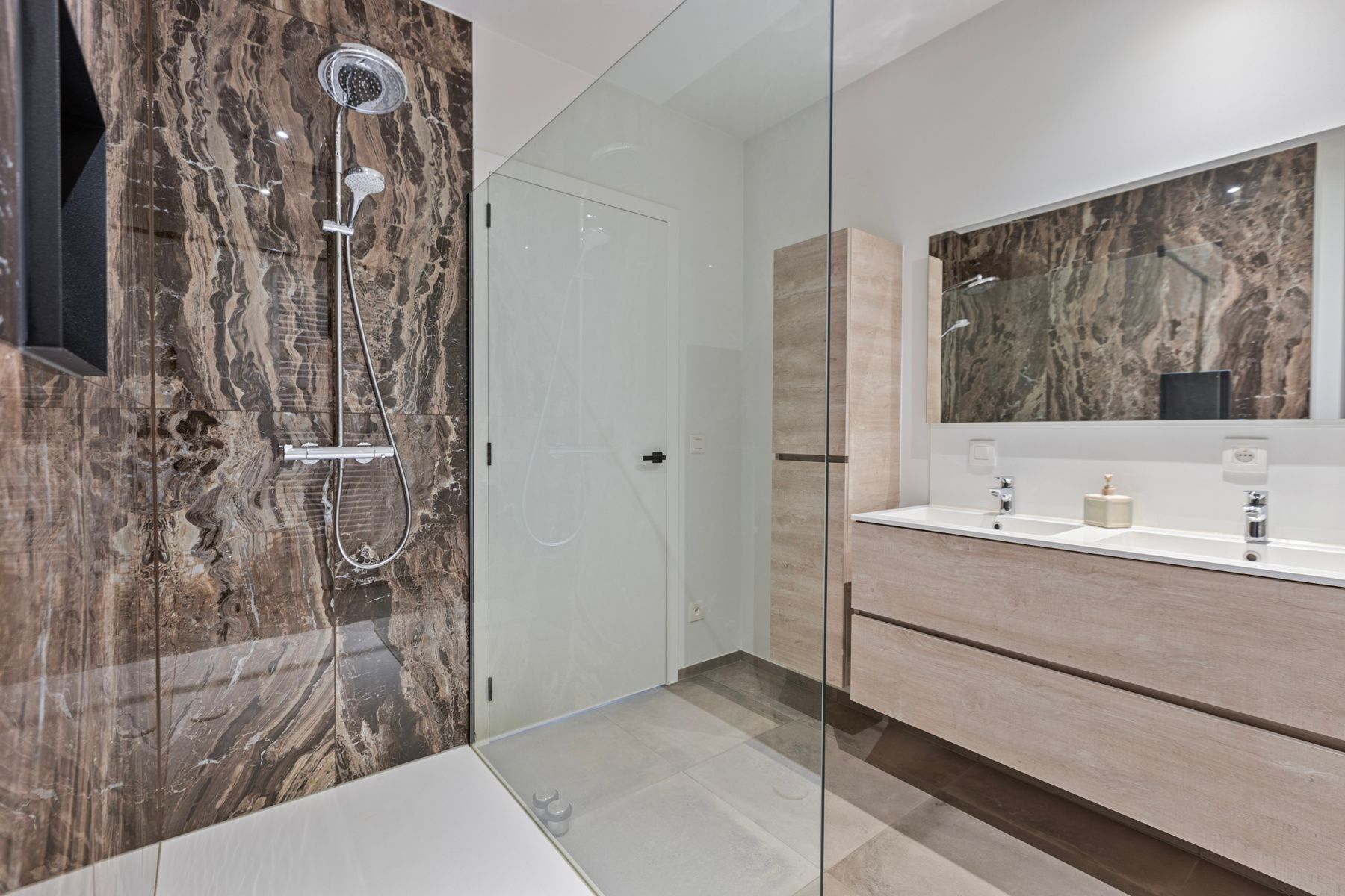 Gelijkvloers genieten in pure luxe in Koersel!  foto 26