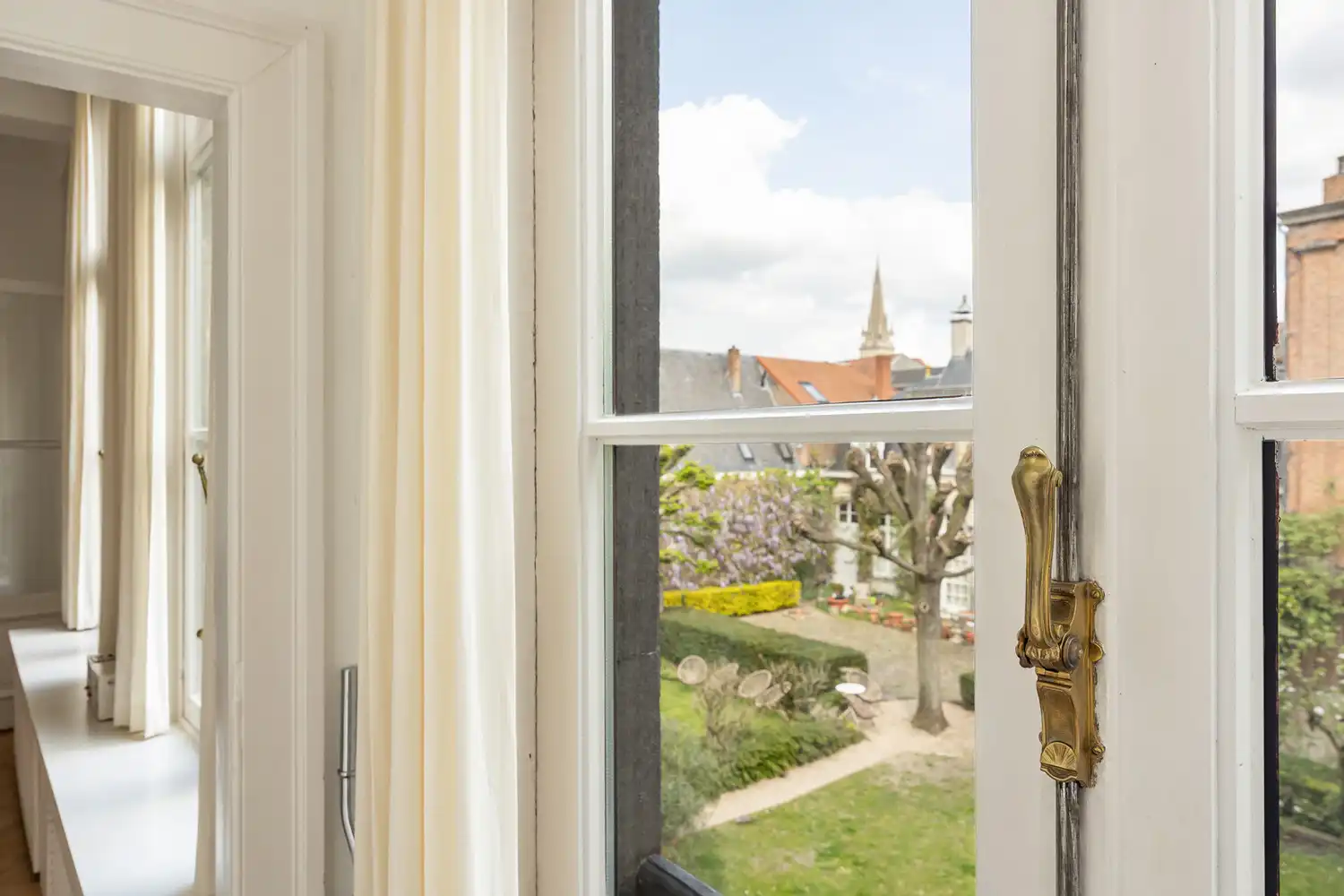 Een zeldzaam en groen privilige in het hart van Antwerpen: wonen in het historische Venushof foto 19