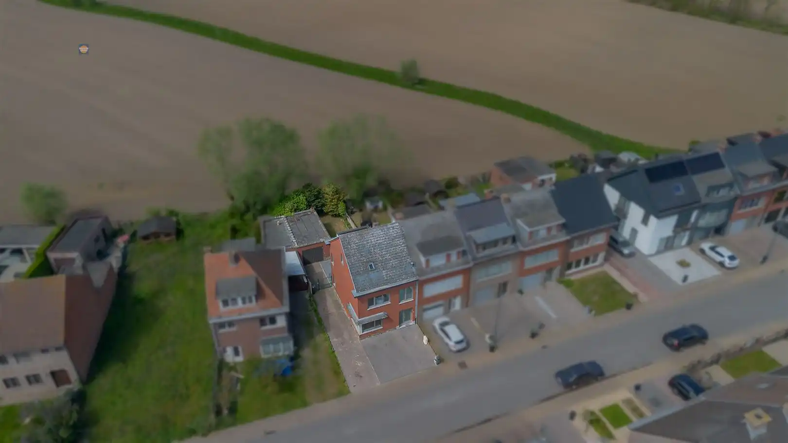 Gezinswoning (HOB) met 3 slaapkamers in aangename woonwijk foto 26
