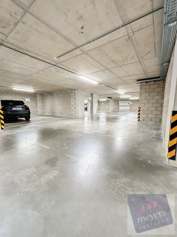 Stijlvol en zorgeloos wonen in hartje Hasselt – serviceflat in Residentie Ursulinenhof foto 17