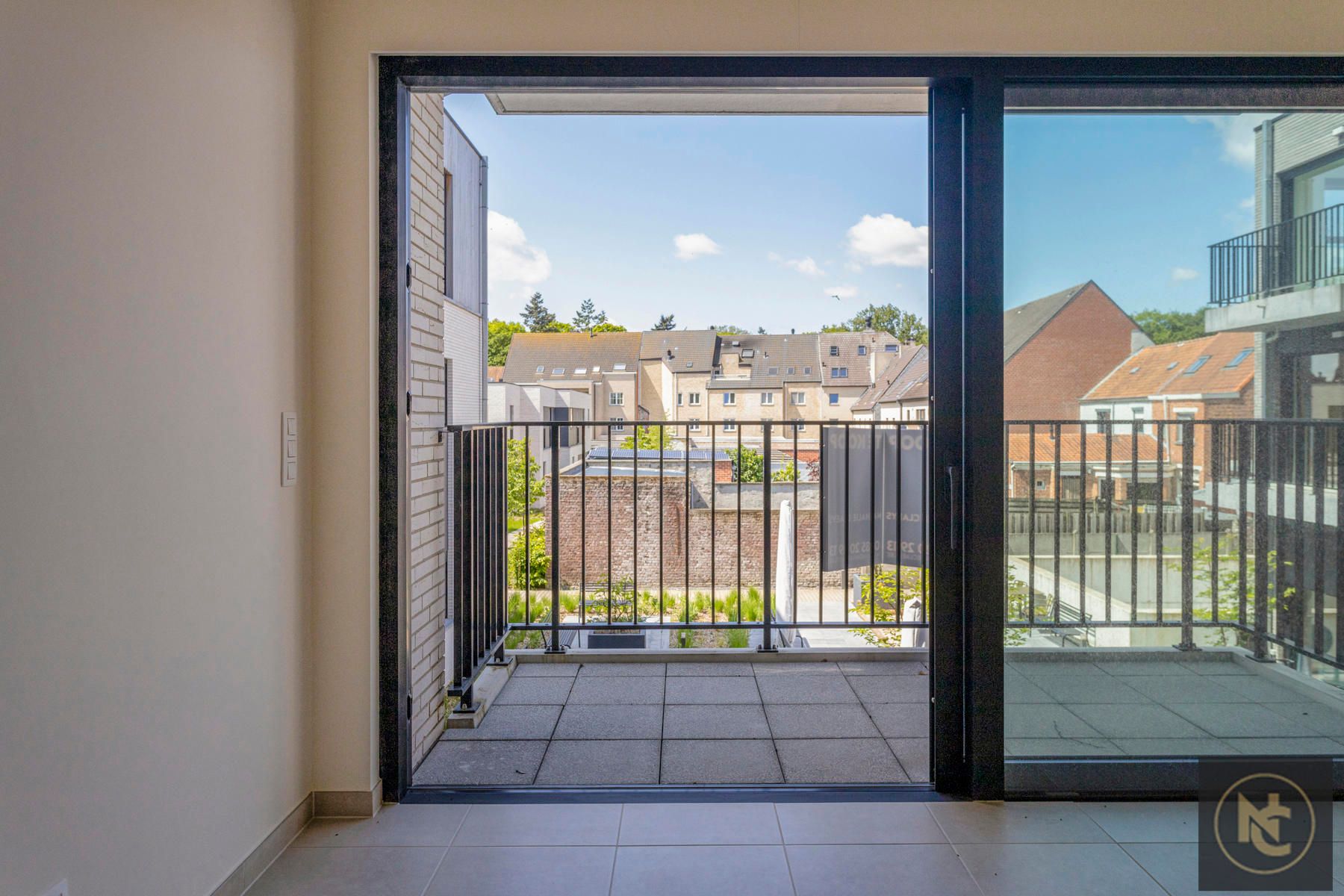 Prachtige erkende assistentiewoning met 1 slaapkamer foto 22