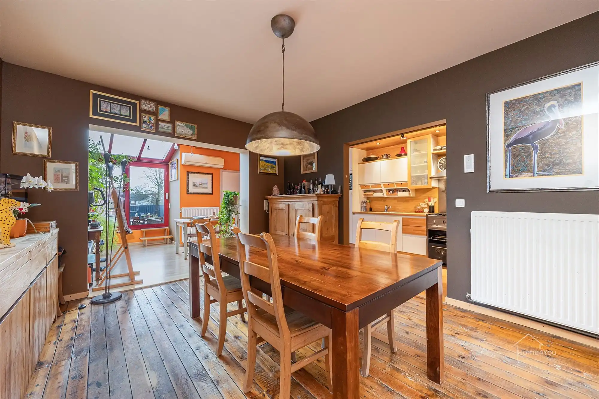 Veelzijdig handelshuis met ruim duplex appartement foto 5