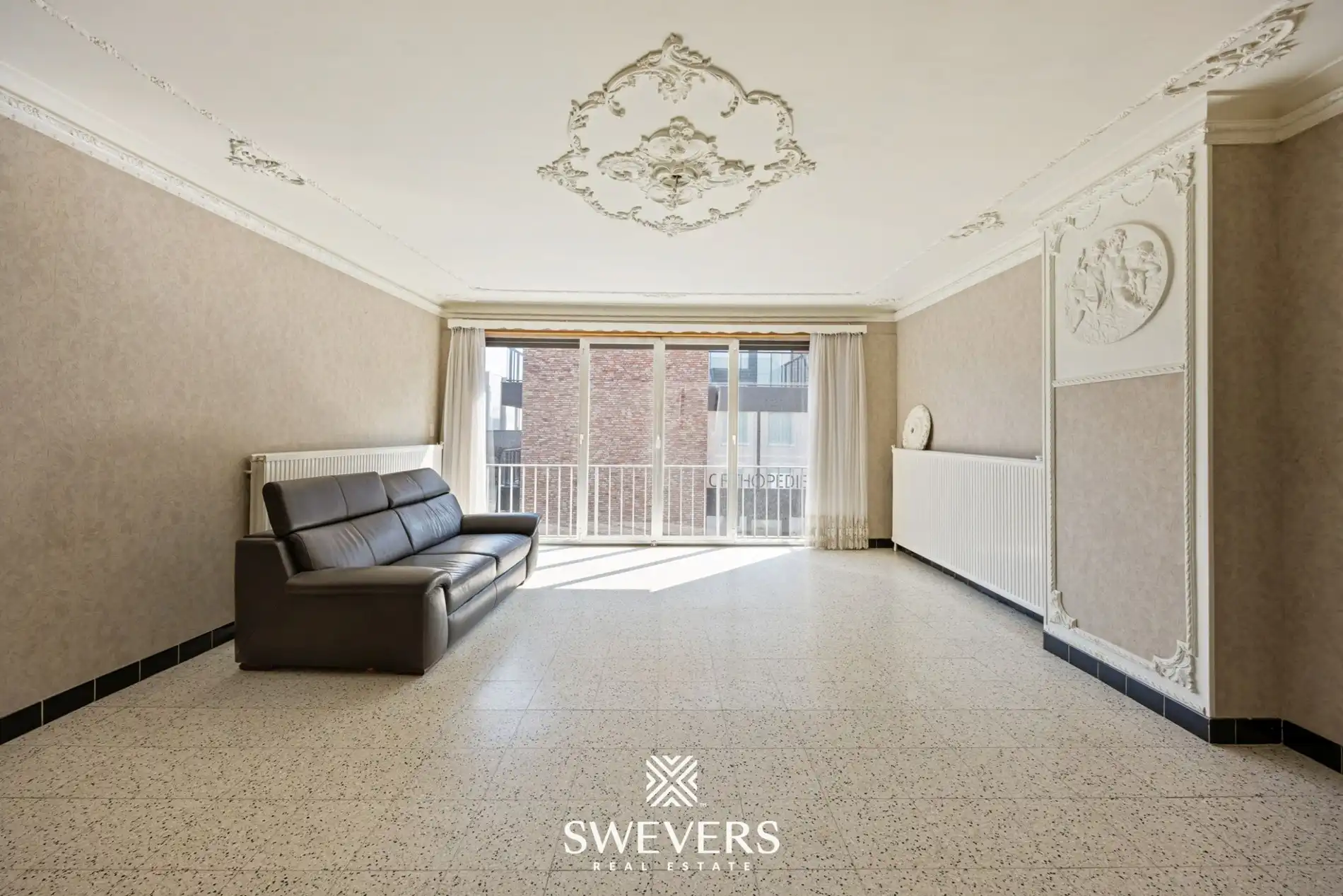 Op te frissen woning met 223 m² en tal van mogelijkheden in Sint-Truiden foto 2