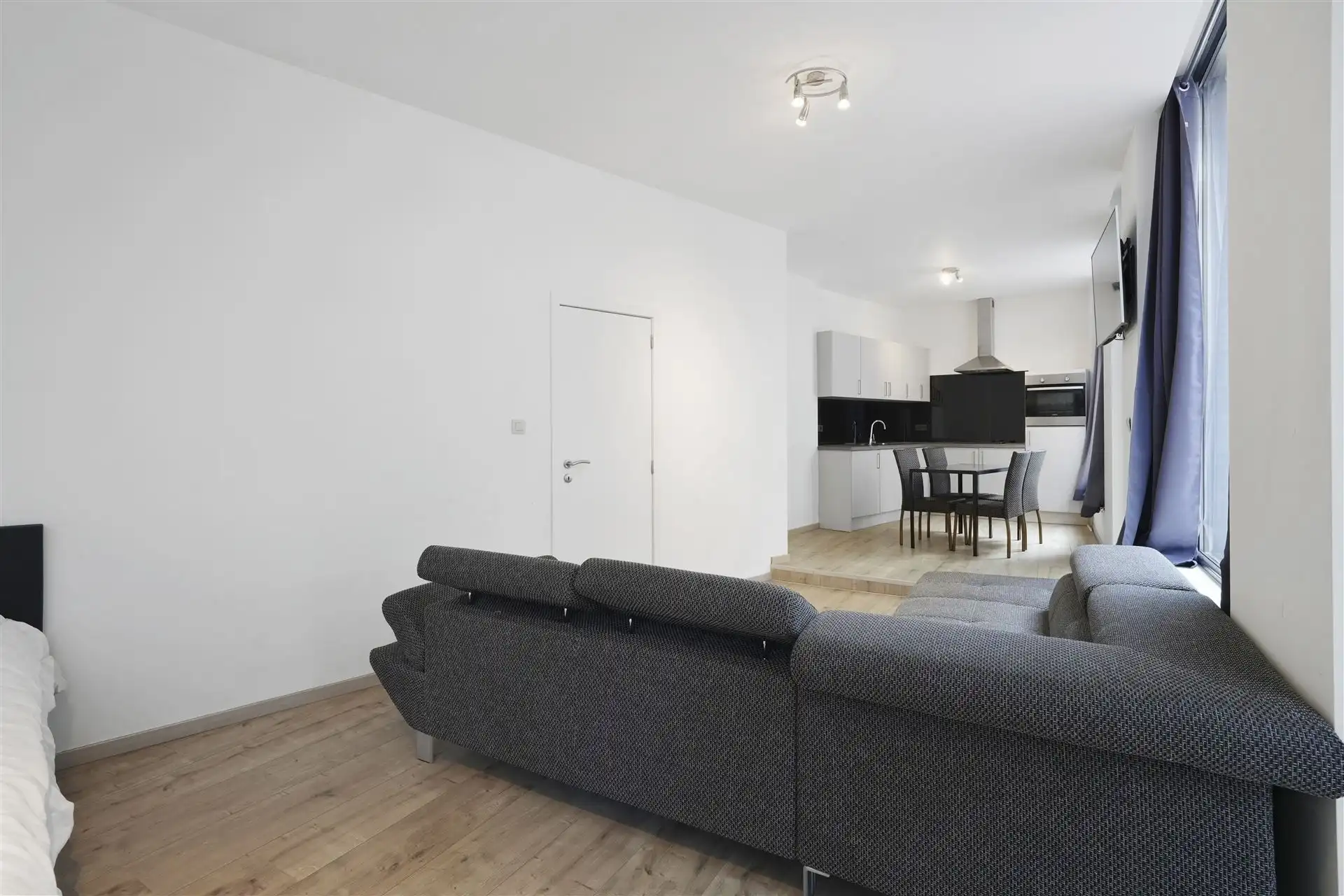 CENTRALE LIGGING / RUIME WONING foto 31