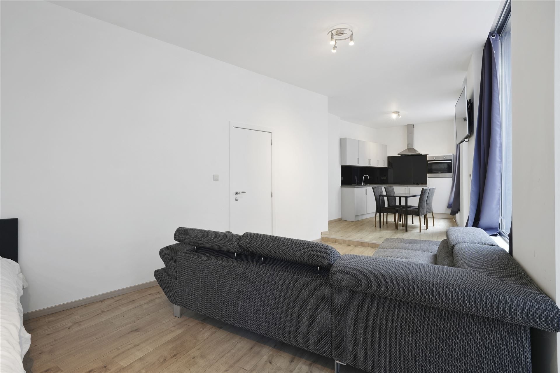 CENTRALE LIGGING / RUIME WONING foto 31