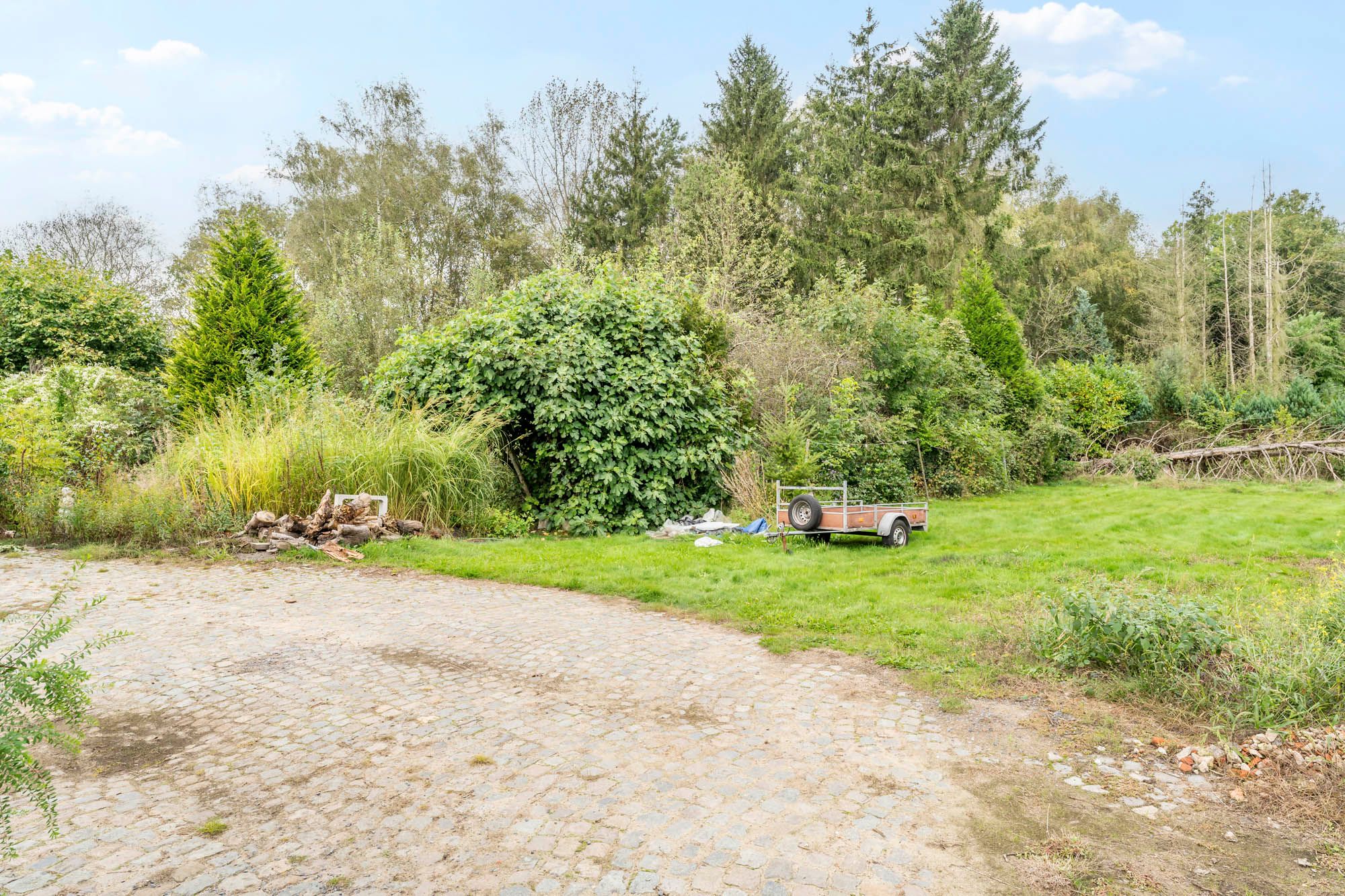 Groen gelegen bungalow op een ruim perceel van 1.754m². foto 24