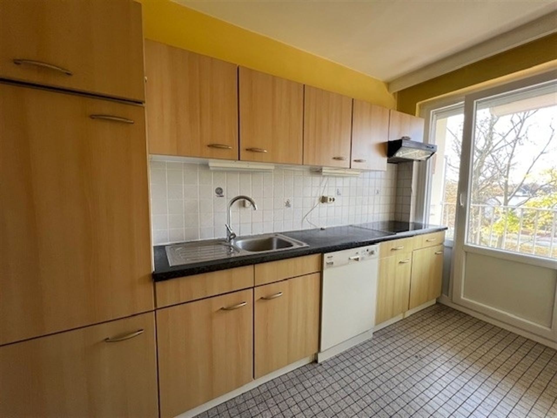 Gezellig appartement in groene omgeving ! foto 4