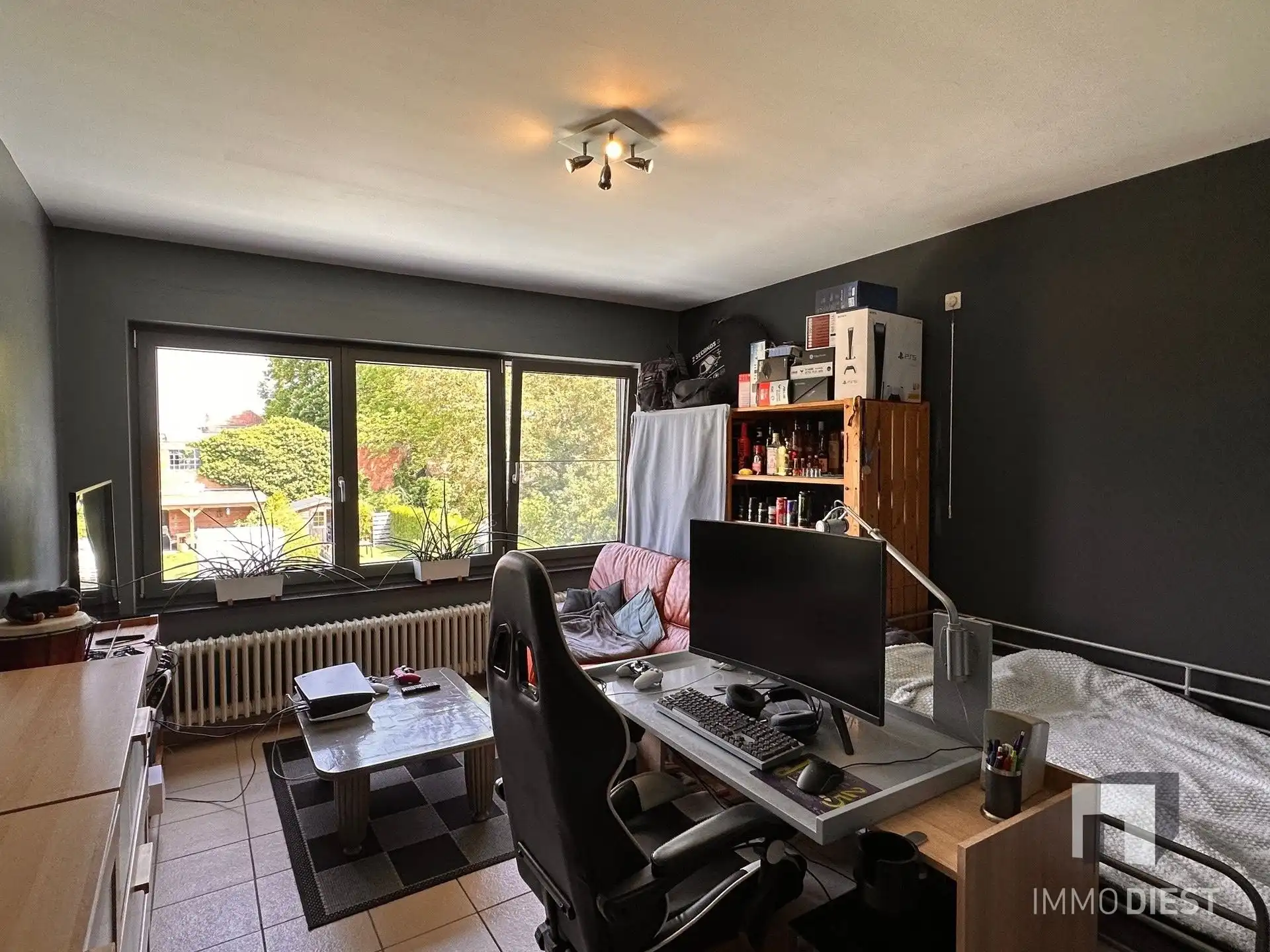 Zonnige woning met 3 slpks, garage en tuin foto 14