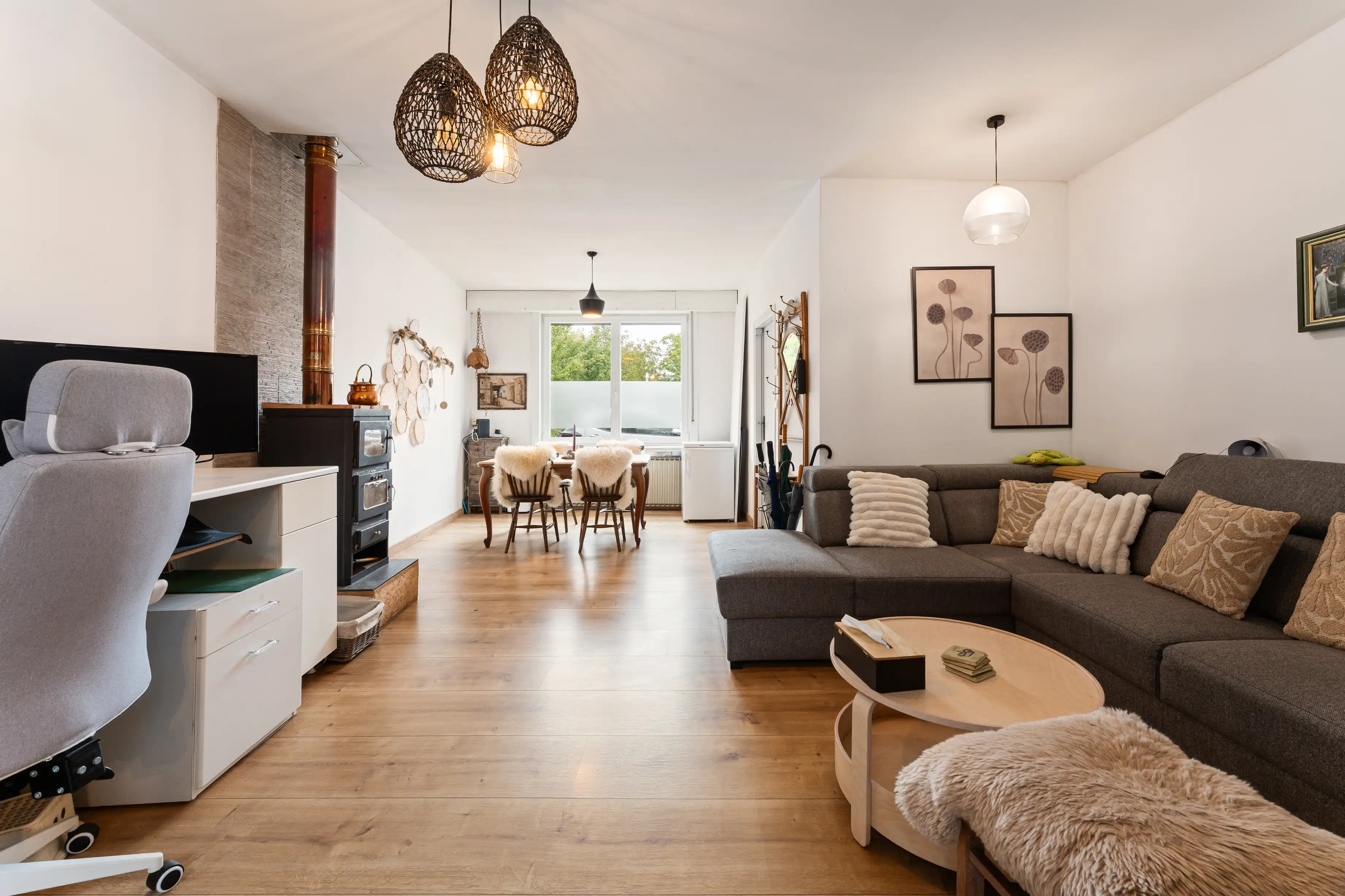 Charmante woning met 3 slaapkamers en tuin foto 2