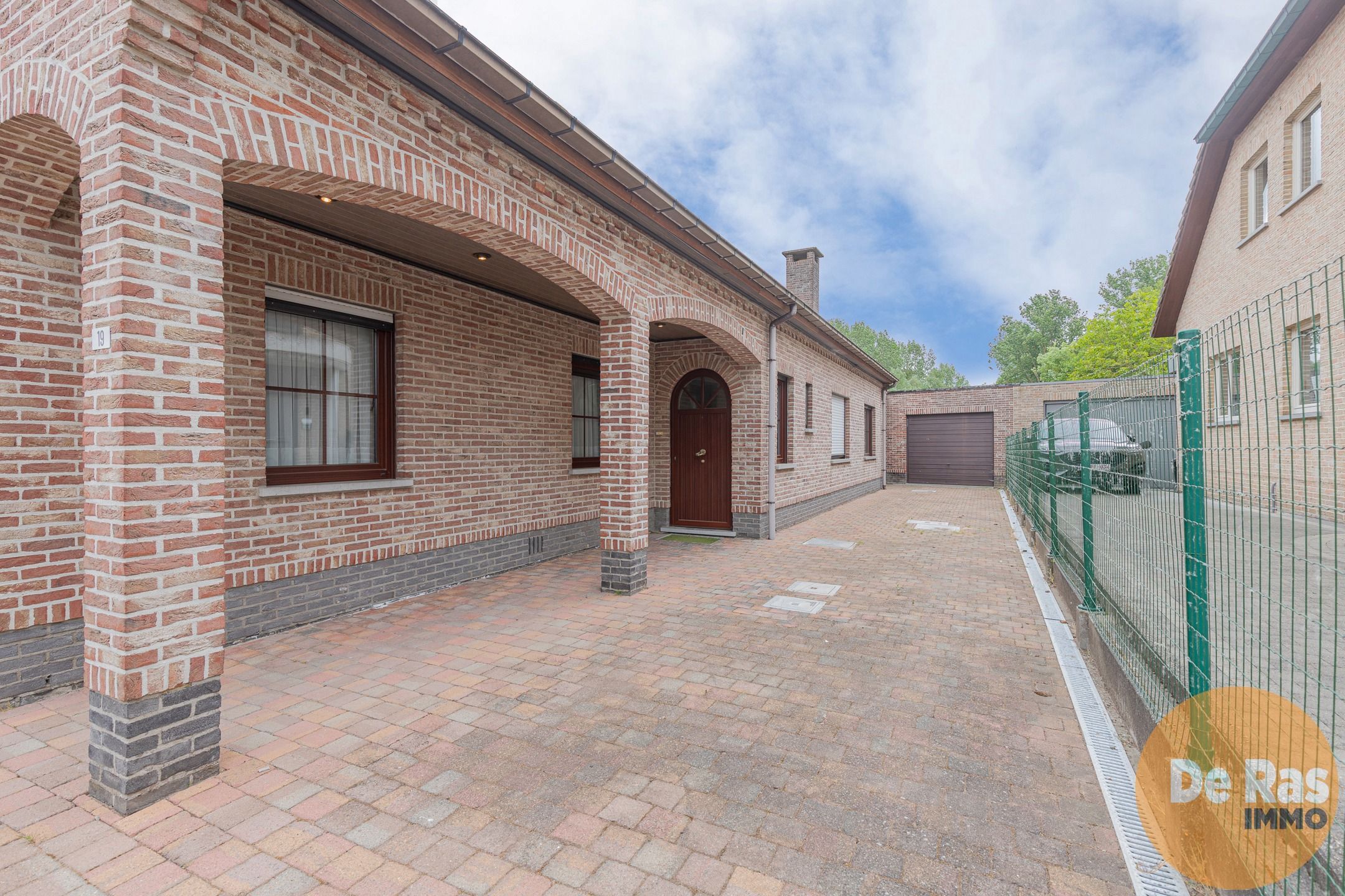 HAALTERT - SOLIDE WONING MET 3 KAMERS EN 2 GARAGES foto 26