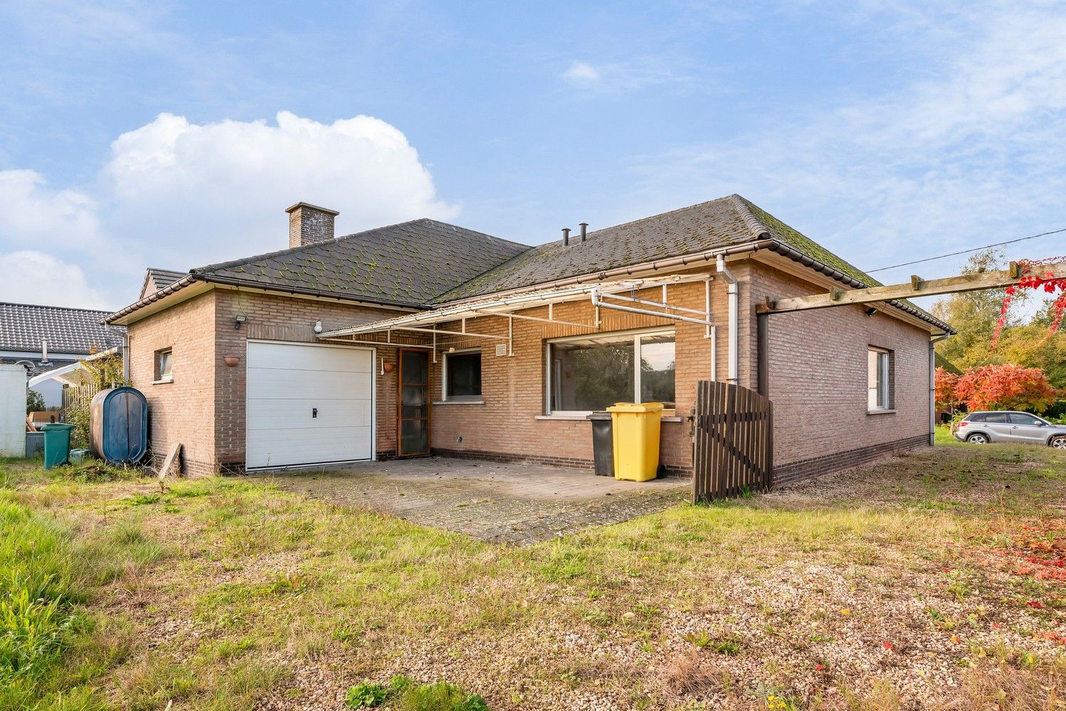 Op te frissen woning met zicht op groen foto 4