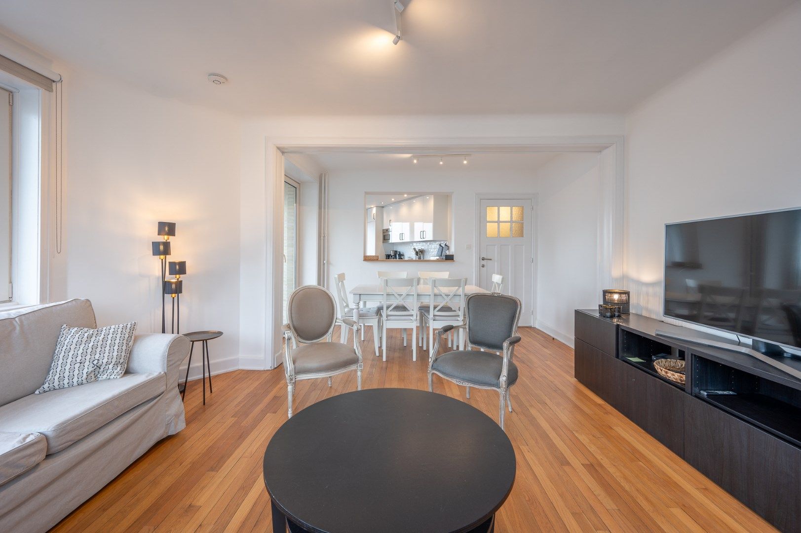 Gezellig appartement gelegen op het iconische Driehoeksplein foto 3