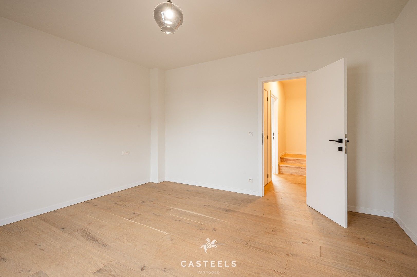 Prachtige gerenoveerde gezinswoning met grote tuin te &nbsp;Wetteren foto 15