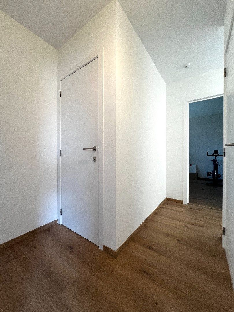 Halfopen bebouwing te koop te Deerlijk. foto 18