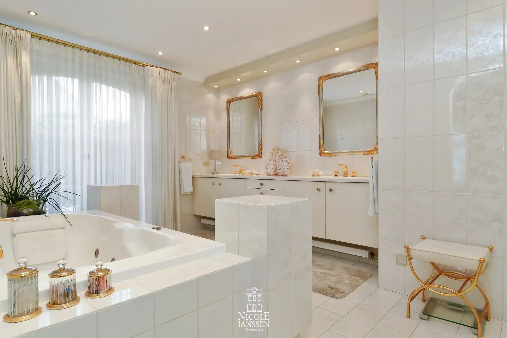 Exclusieve villa met zwembad foto 11