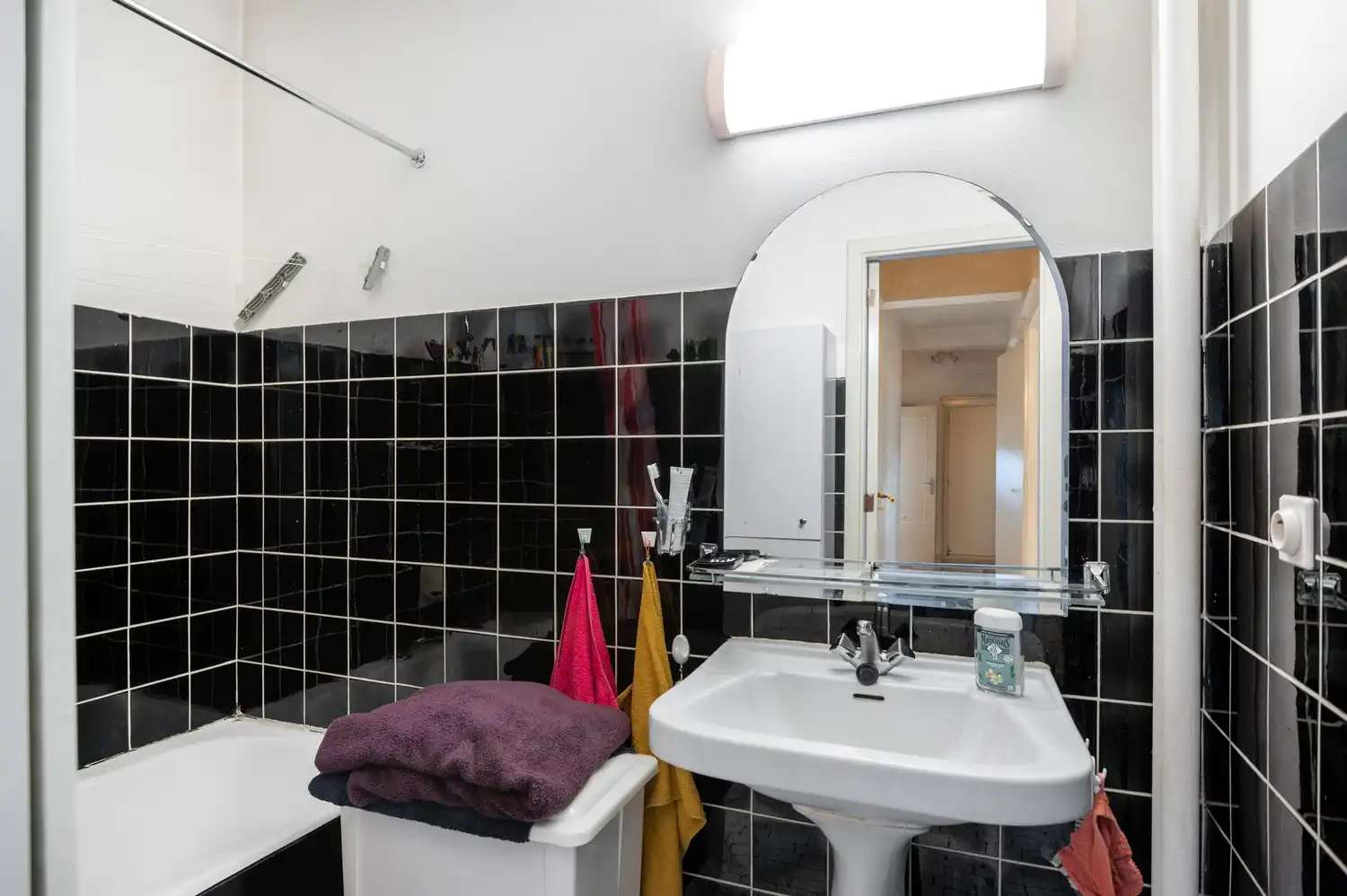 Ruim tweeslaapkamerappartement met terras en weids uitzicht in Deurne foto 14