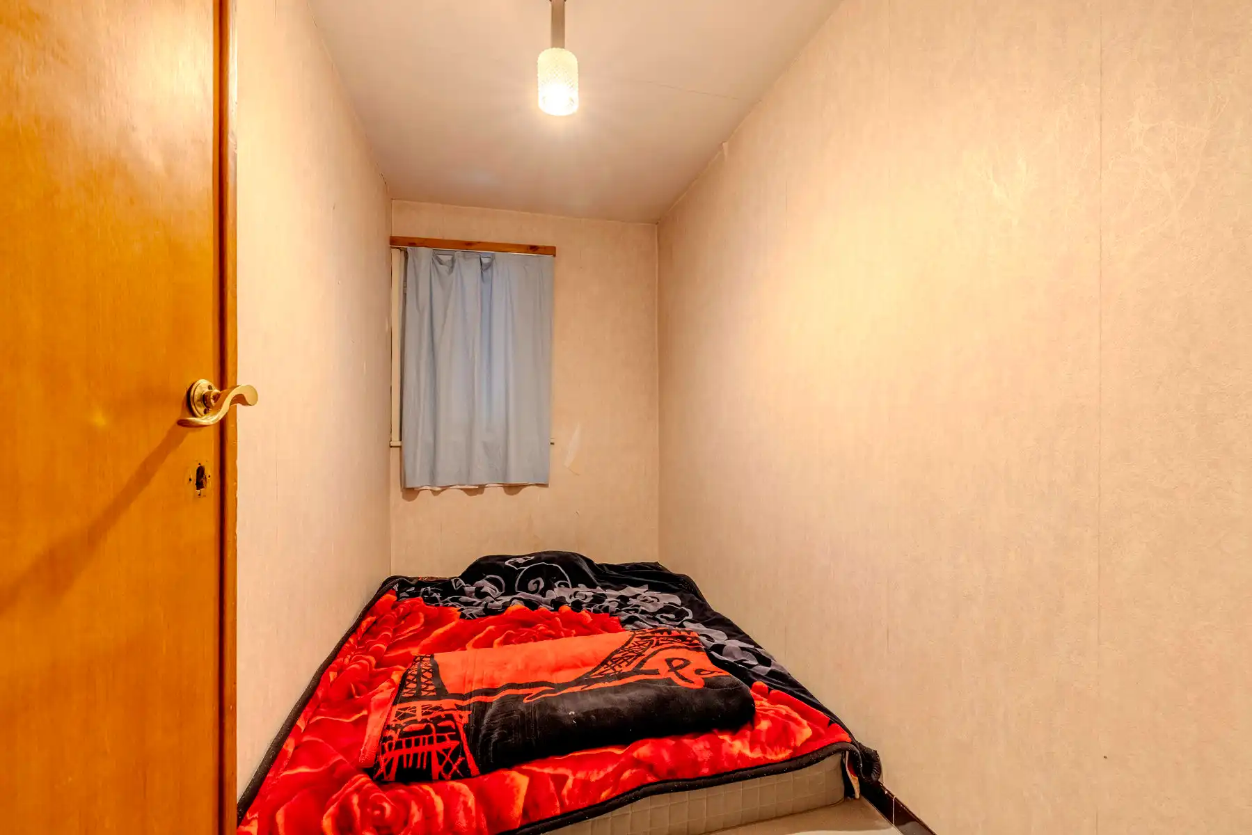 HOB met 3/4 slpk, voor- en zijdeur, garage en tuin op 702m² foto 26