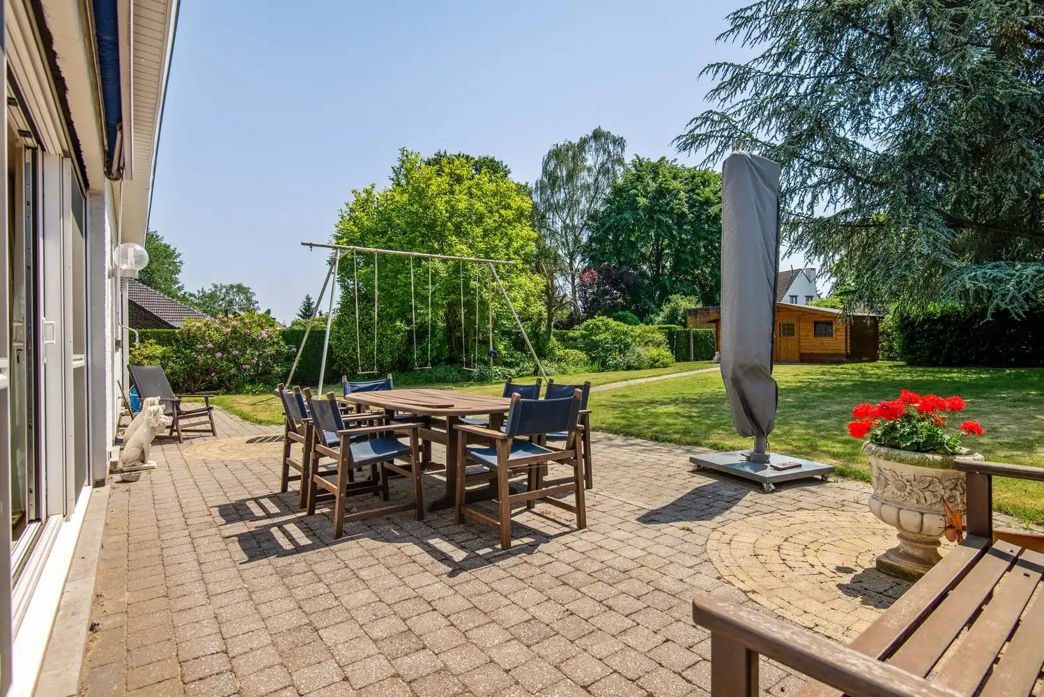 Charmante villa met 4 slaapkamers op toplocatie in Wommelgem! foto 33