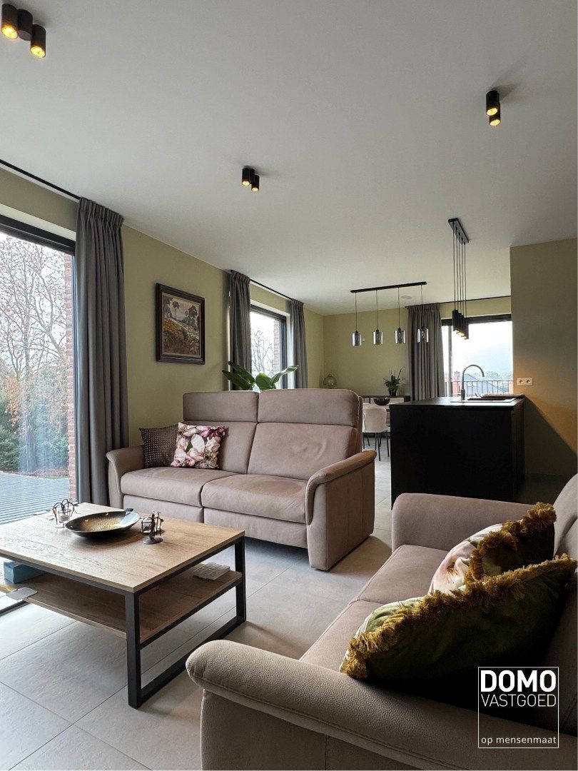 MODERN APPARTEMENT IN HET CENTRUM VAN KERMT foto 2