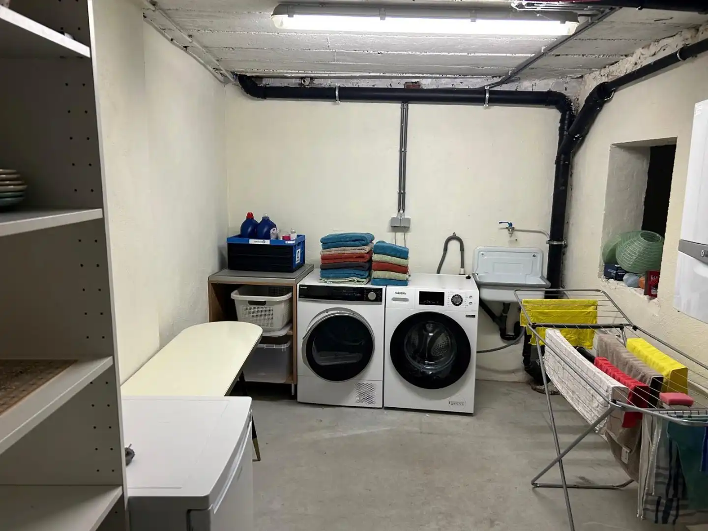 Ruime en gerenoveerde stadswoning met 5 slaapkamers, garage en twee badkamers in hartje Blankenberge foto 23