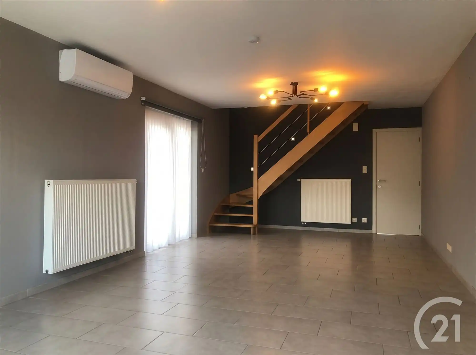 Ruime woning te huur in Begijnendijk! foto 4