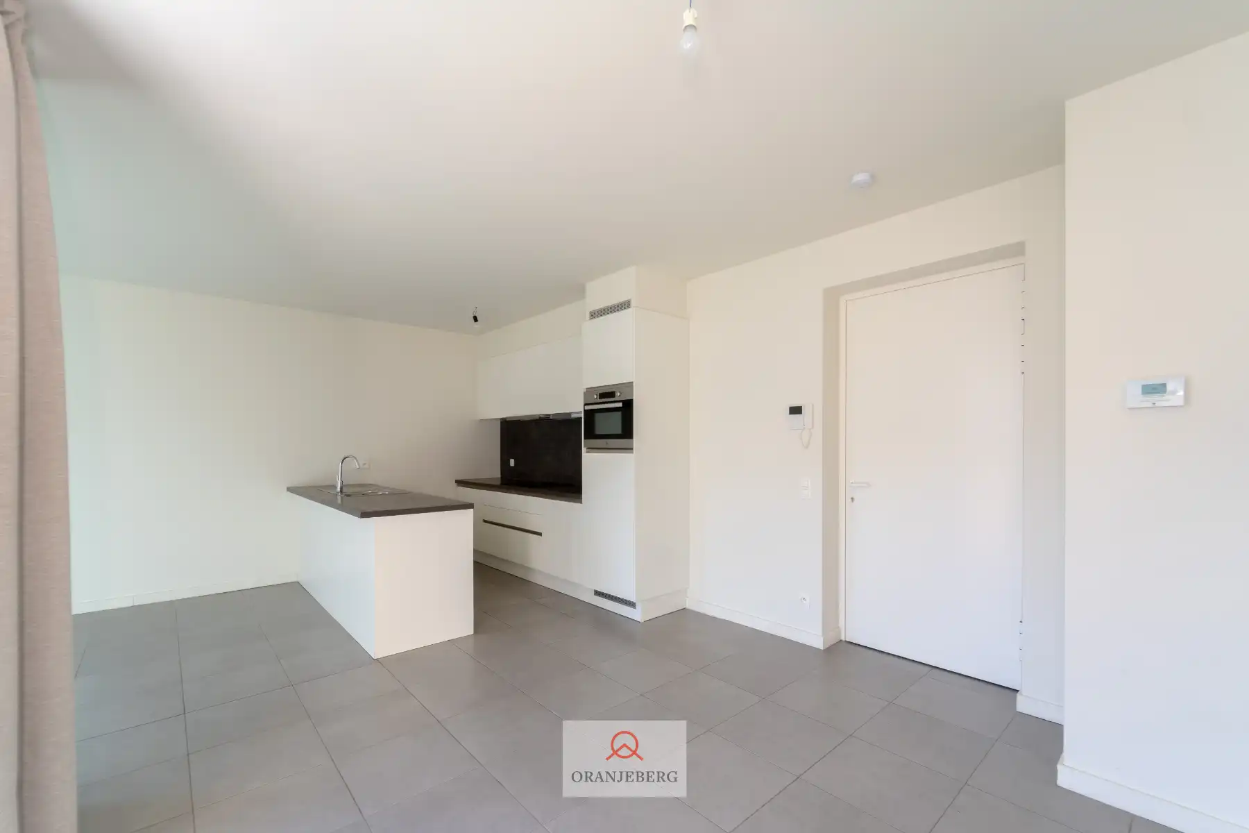 Nieuwbouw 2 slpk appartement vlakbij station Gent-Sint-Pieters foto 2