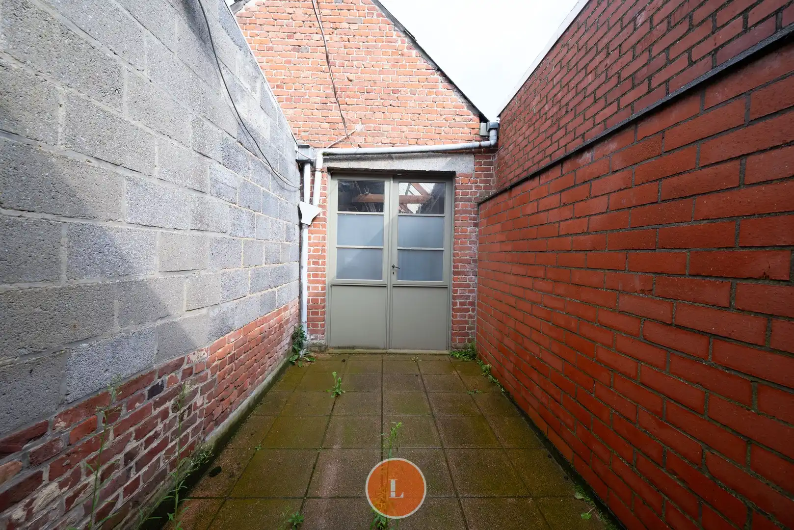 Te renoveren woning in Menen foto 8