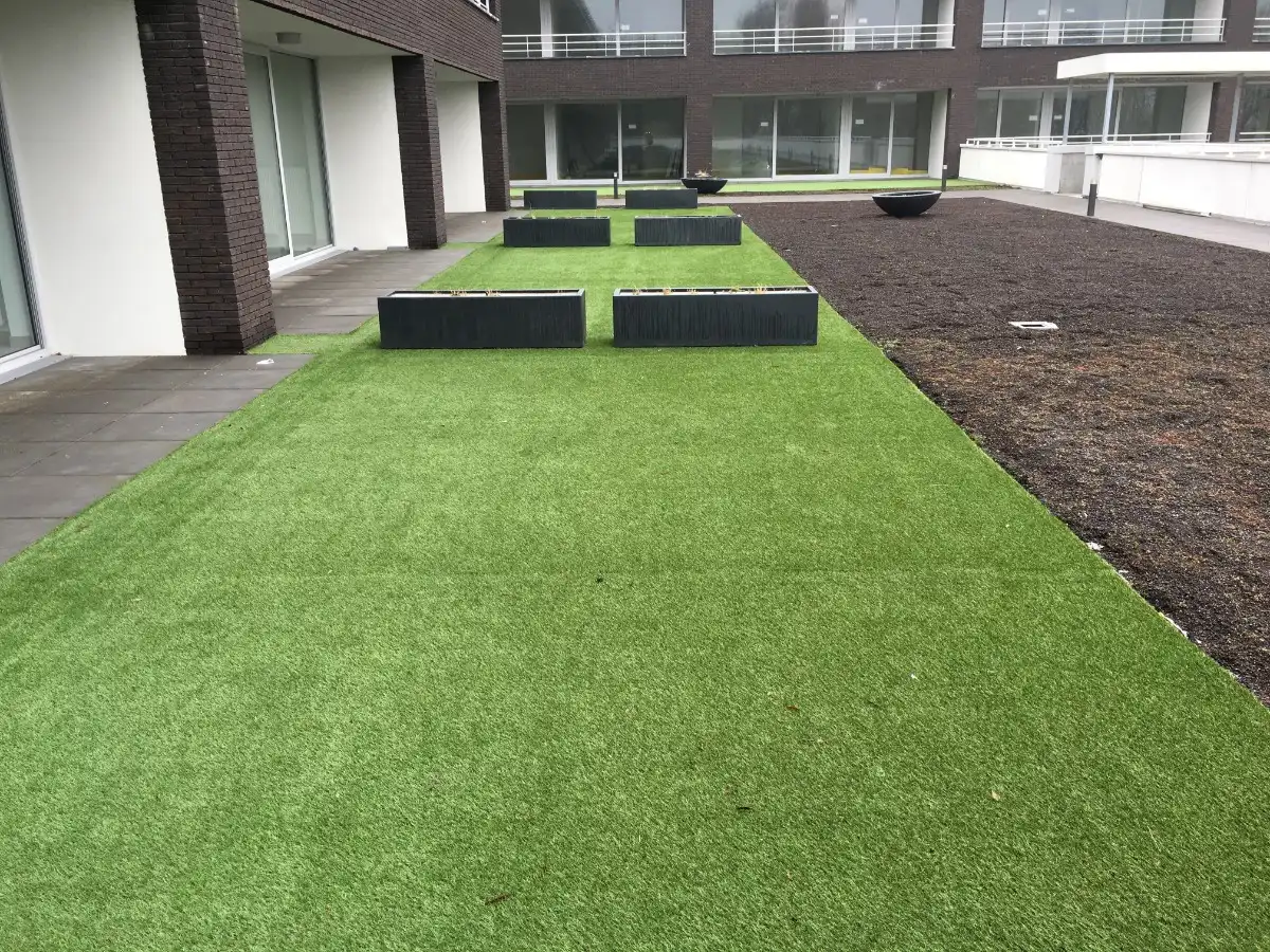 Toffe  studio MET APARTE SLPK +  terras en tuin foto 8