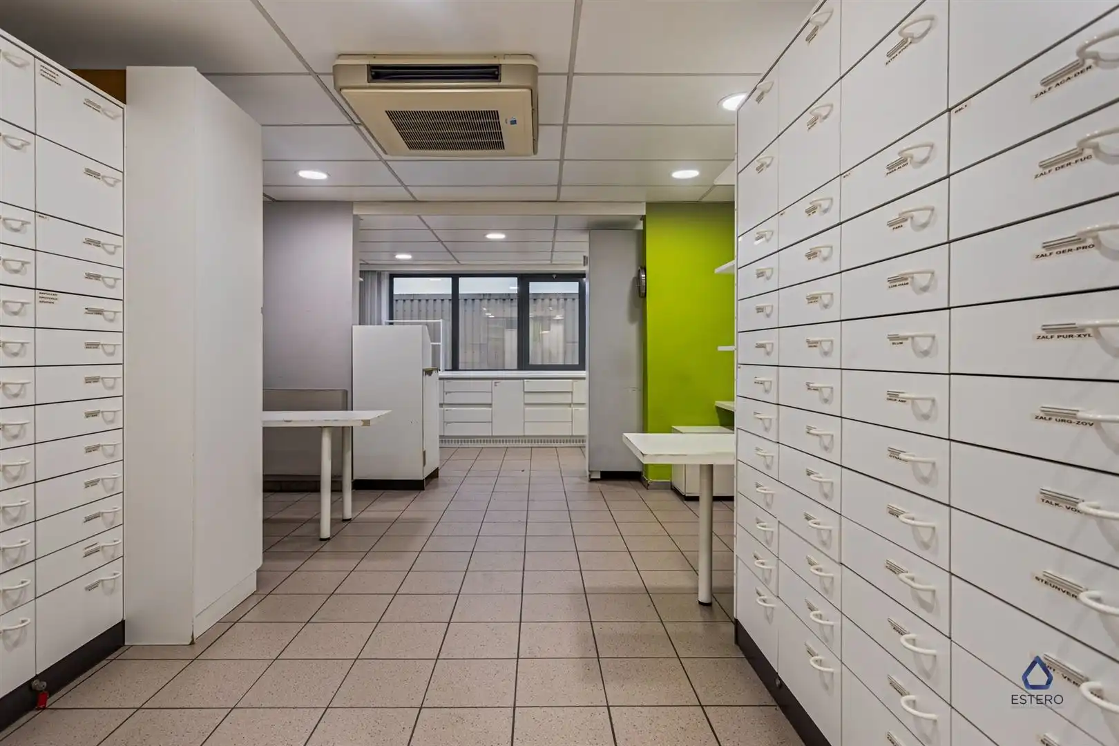 Ruime handelswoning met 3 slaapkamers foto 6