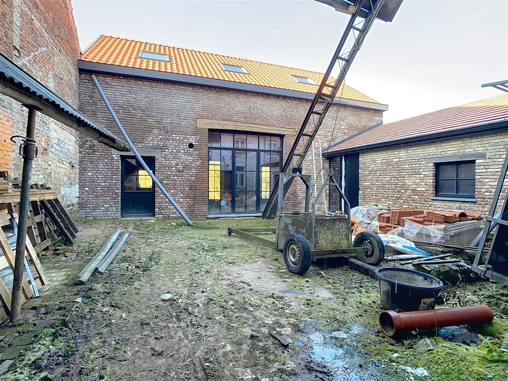 Af te werken woning met binnenkoer en tuin, 18a 60ca foto 36