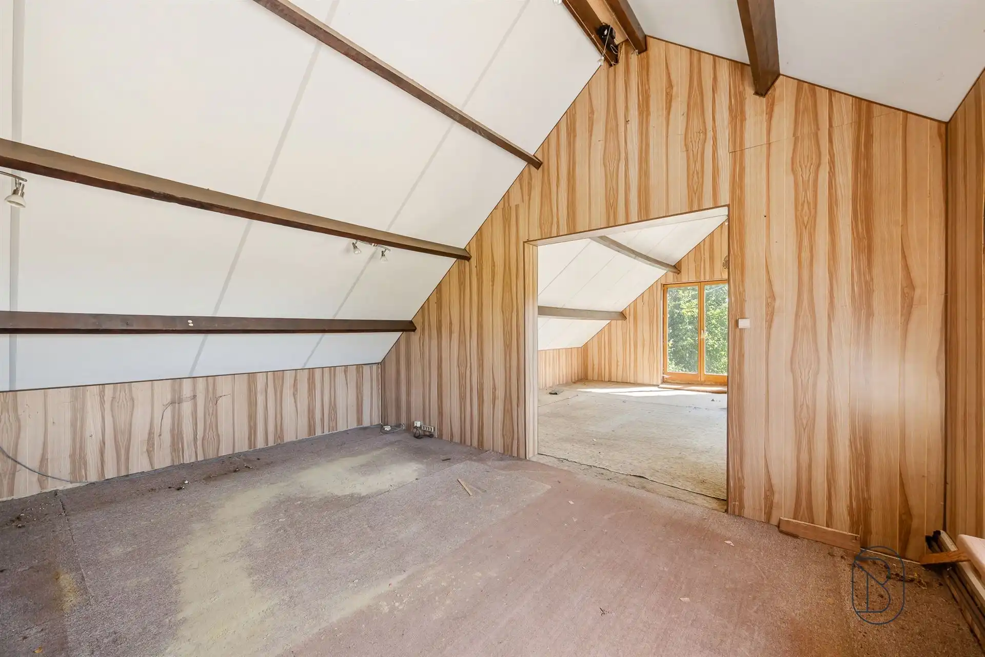 Charmante te renoveren woning op 29 are foto 13