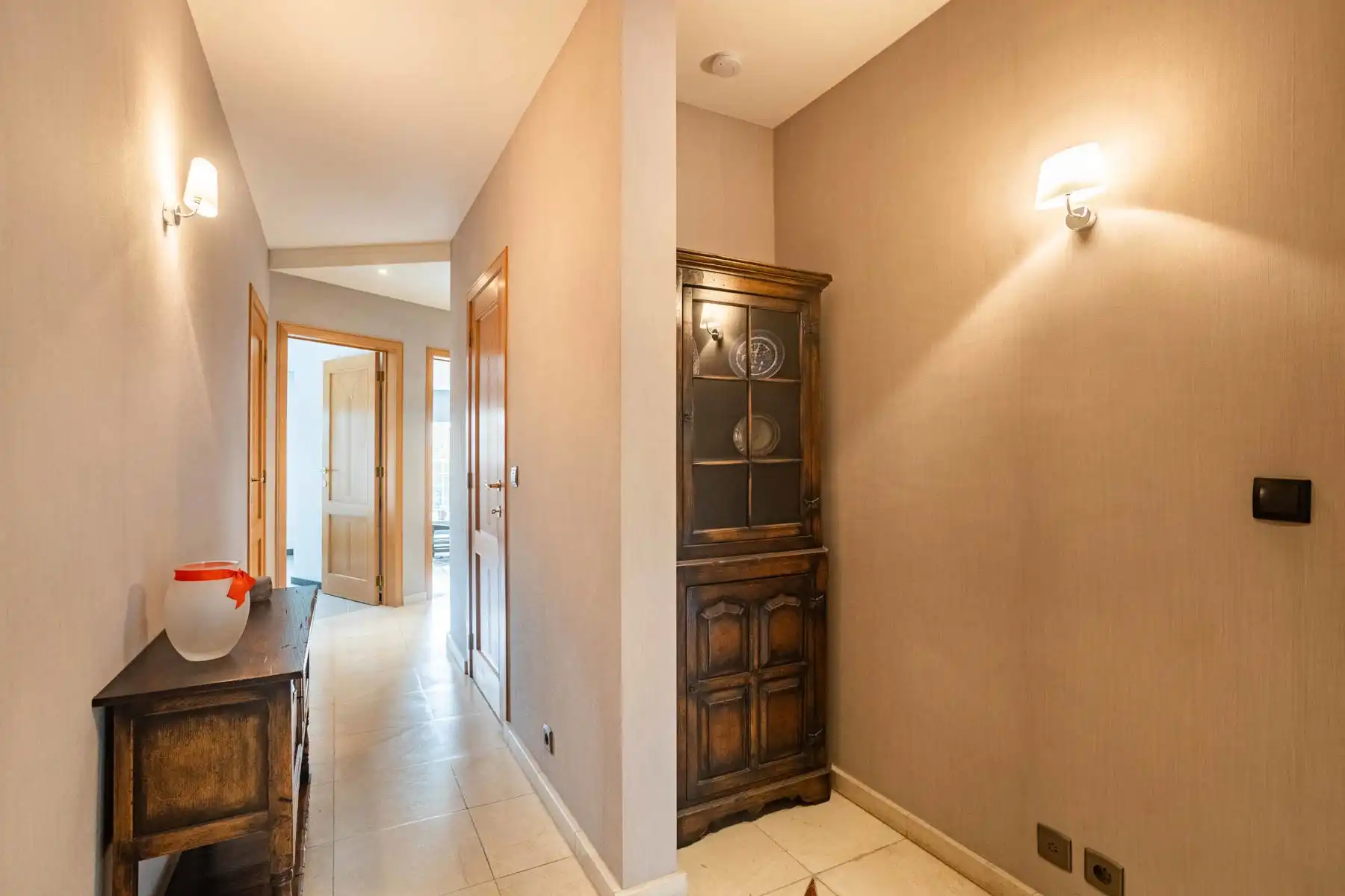 Instapklaar luxueus afgewerkt appartement! foto 4