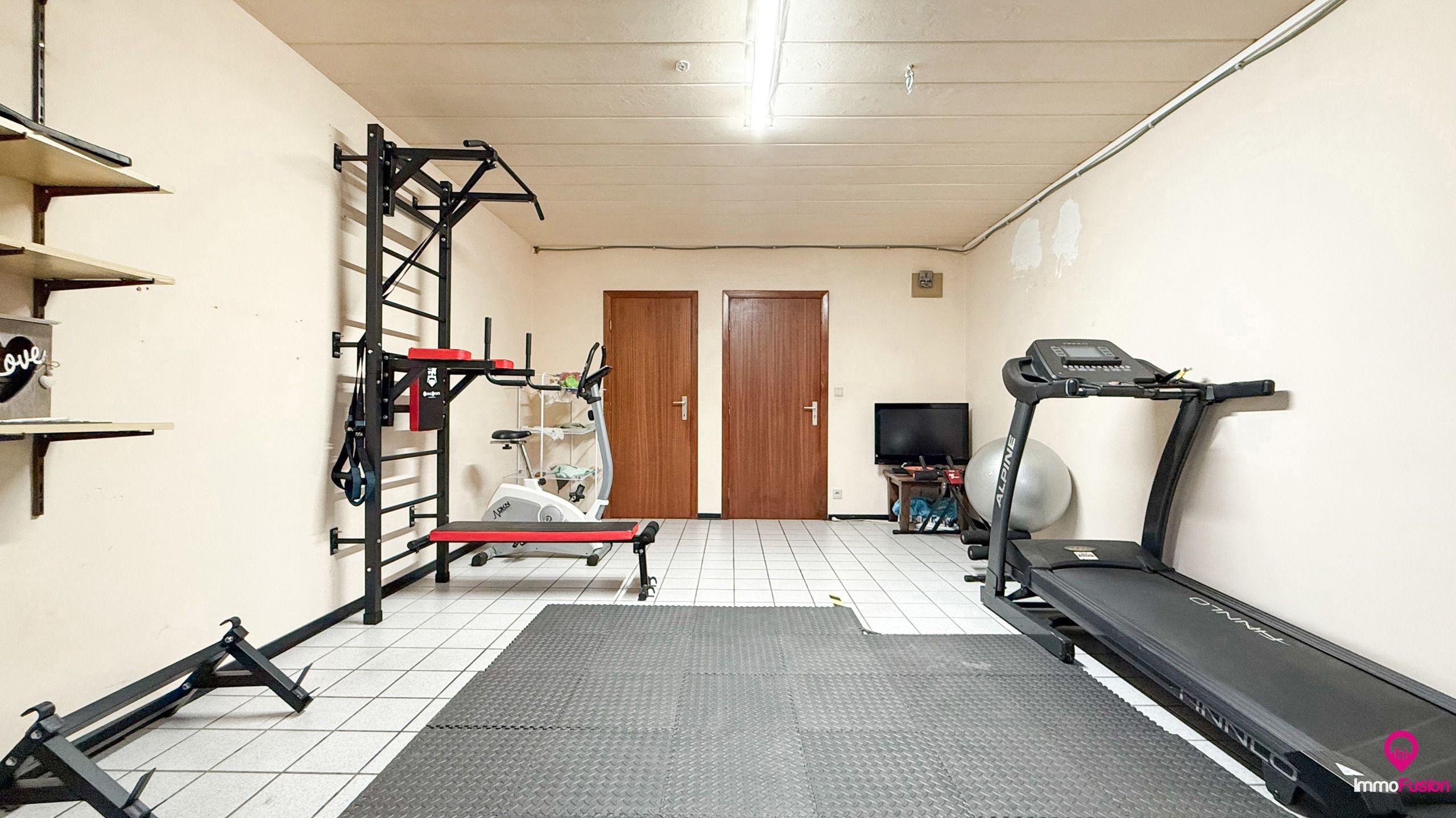 Woning 4 slpk met commerciële vergunning op centrale ligging foto 21